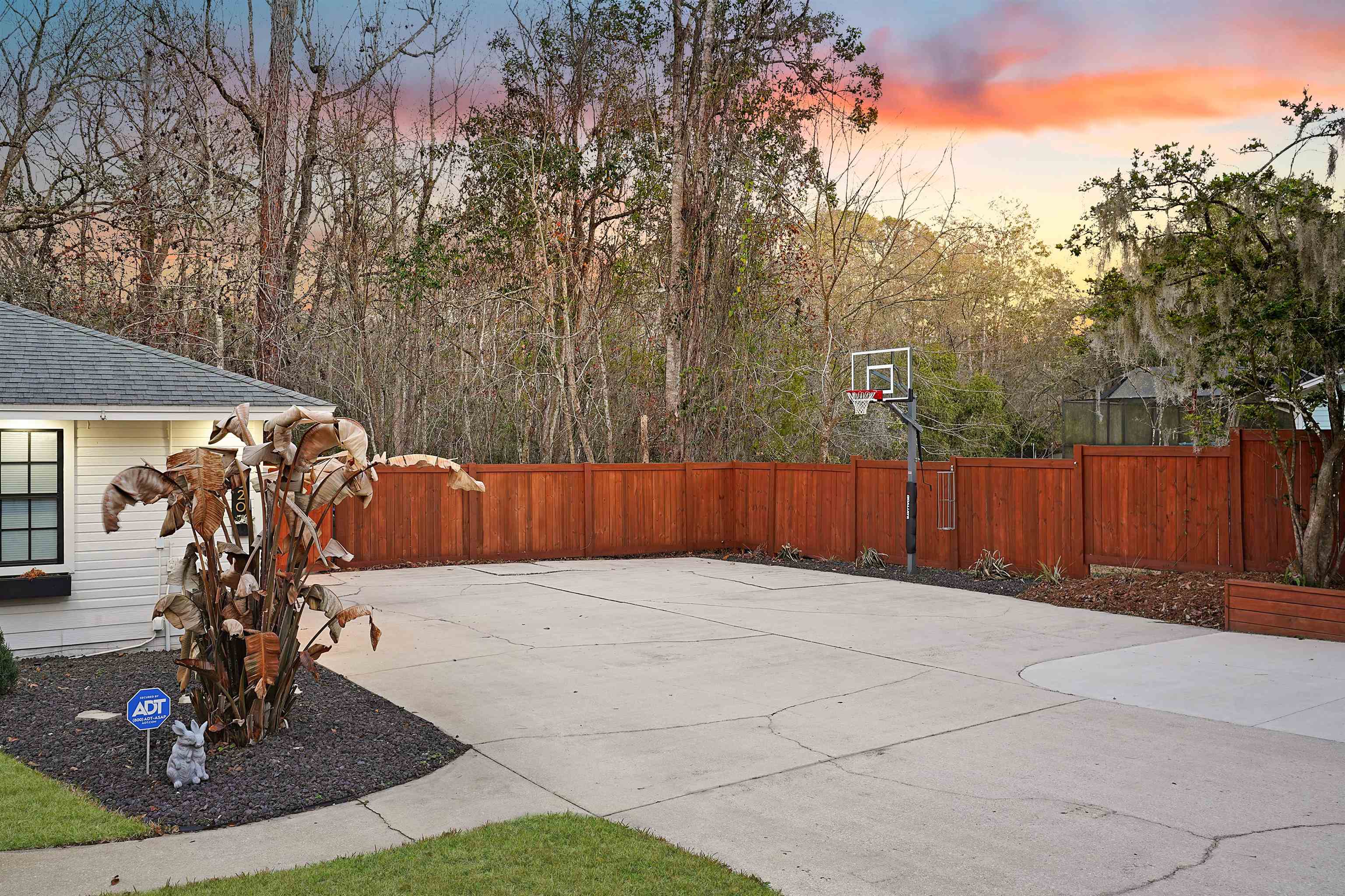 Image 44 of 49 For 3020 Mac Rd  