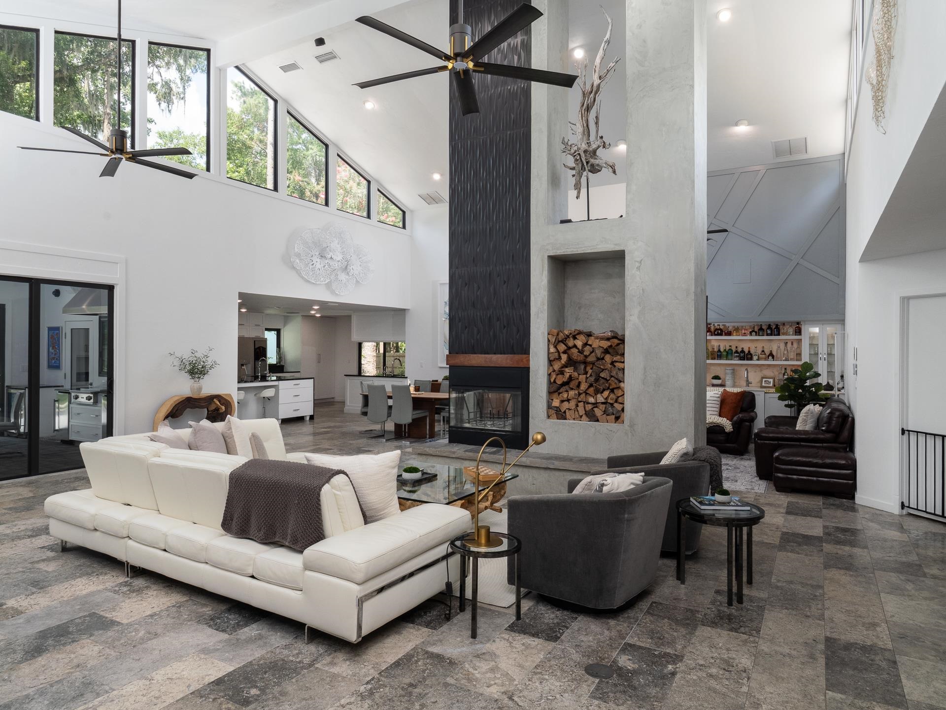 Image 2 of 37 For 2261 24th Avenue Nw