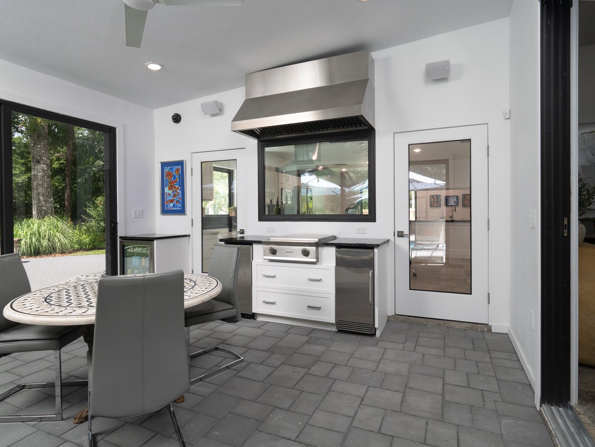 Image 26 of 37 For 2261 24th Avenue Nw