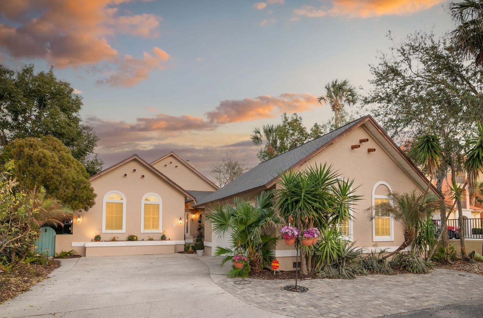 Details for 3 Radio Rd  , St Augustine, FL 32084