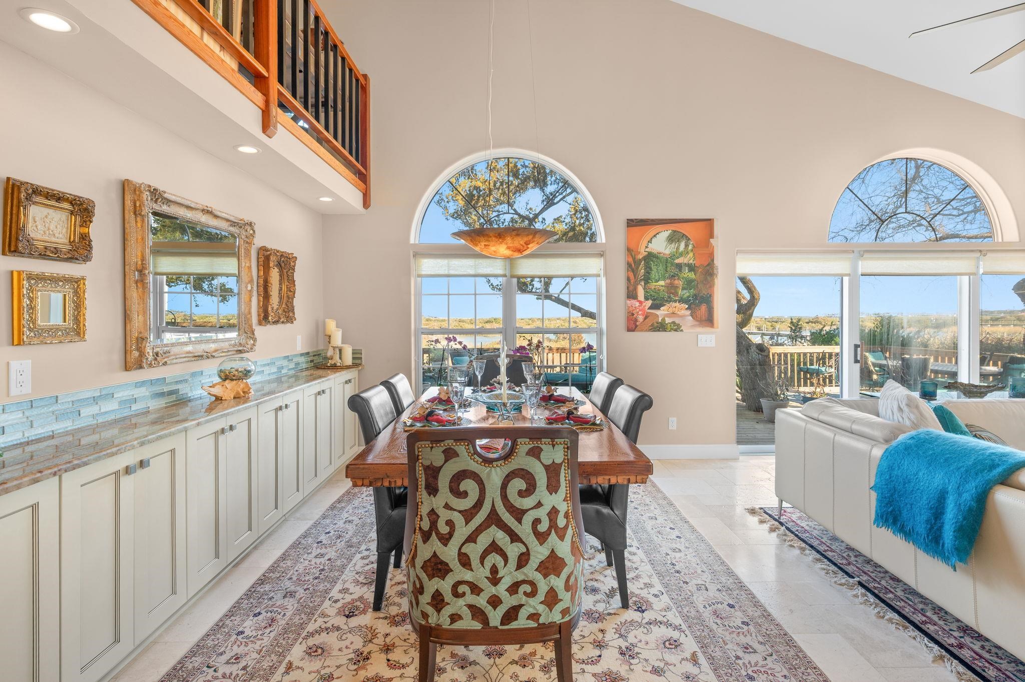 Image 13 of 81 For 3 Radio Rd  