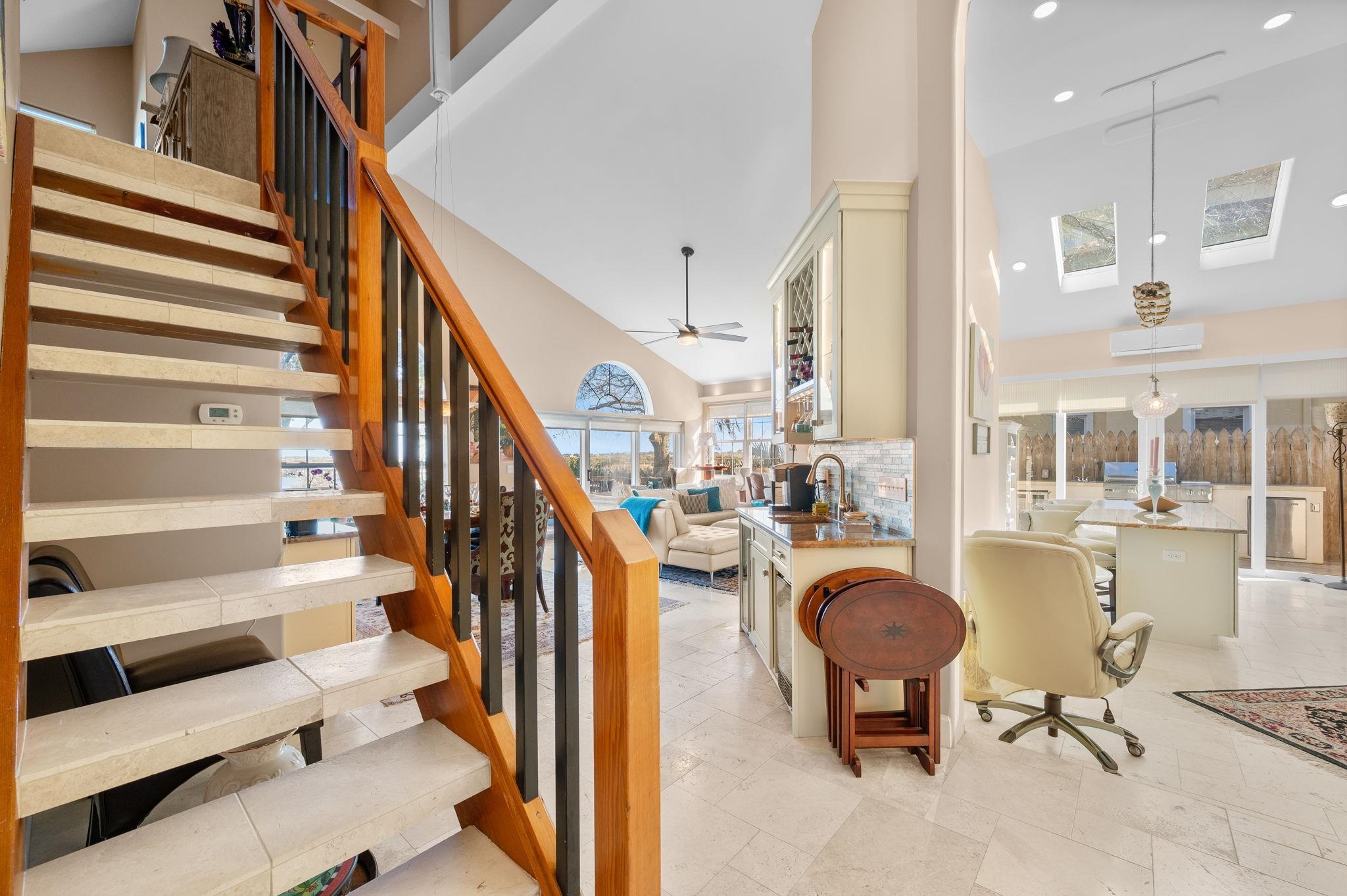 Image 20 of 81 For 3 Radio Rd  