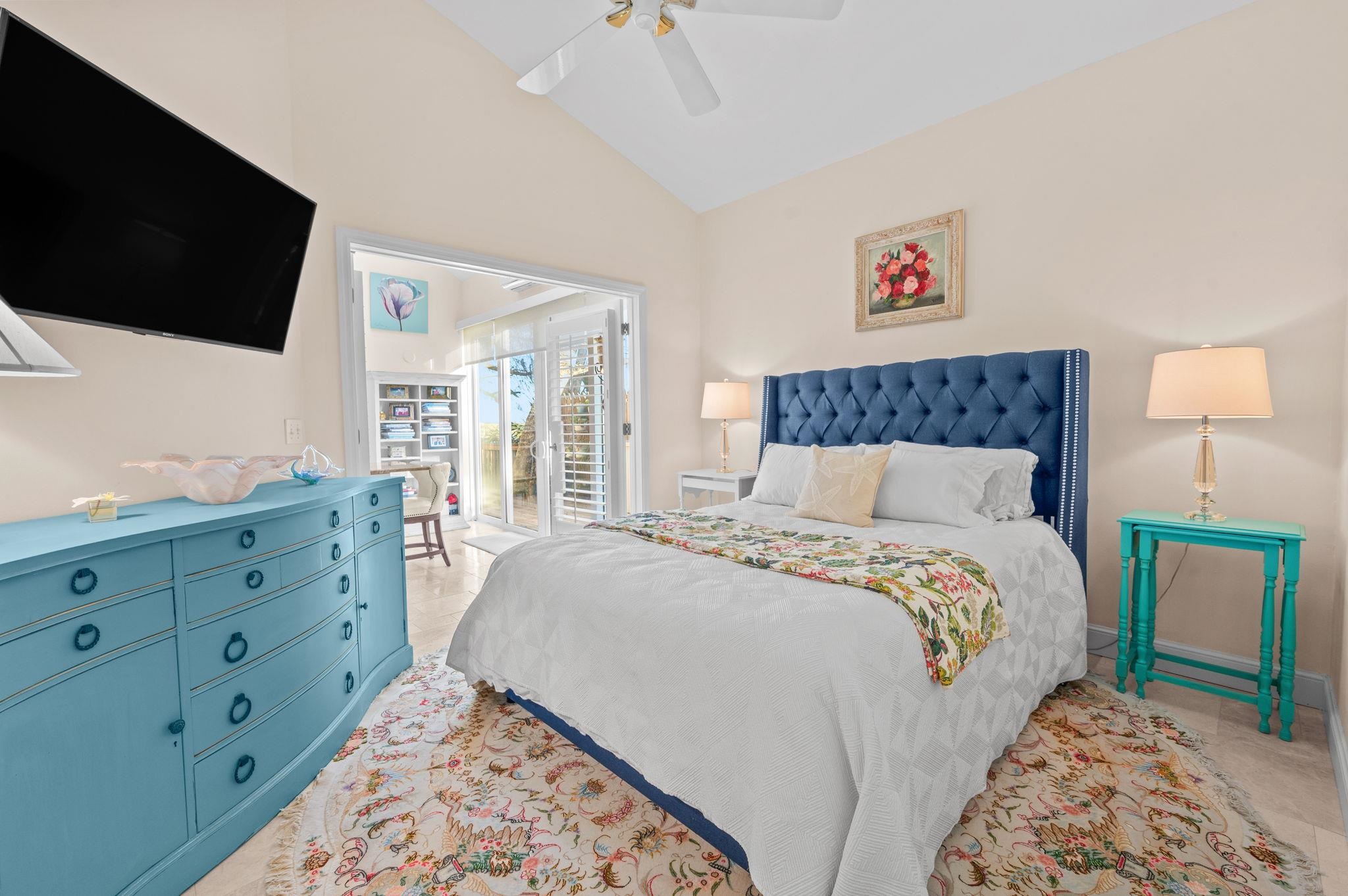 Image 30 of 81 For 3 Radio Rd  