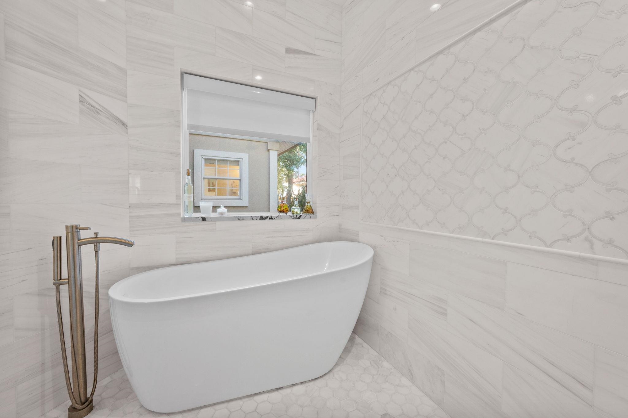 Image 41 of 81 For 3 Radio Rd  