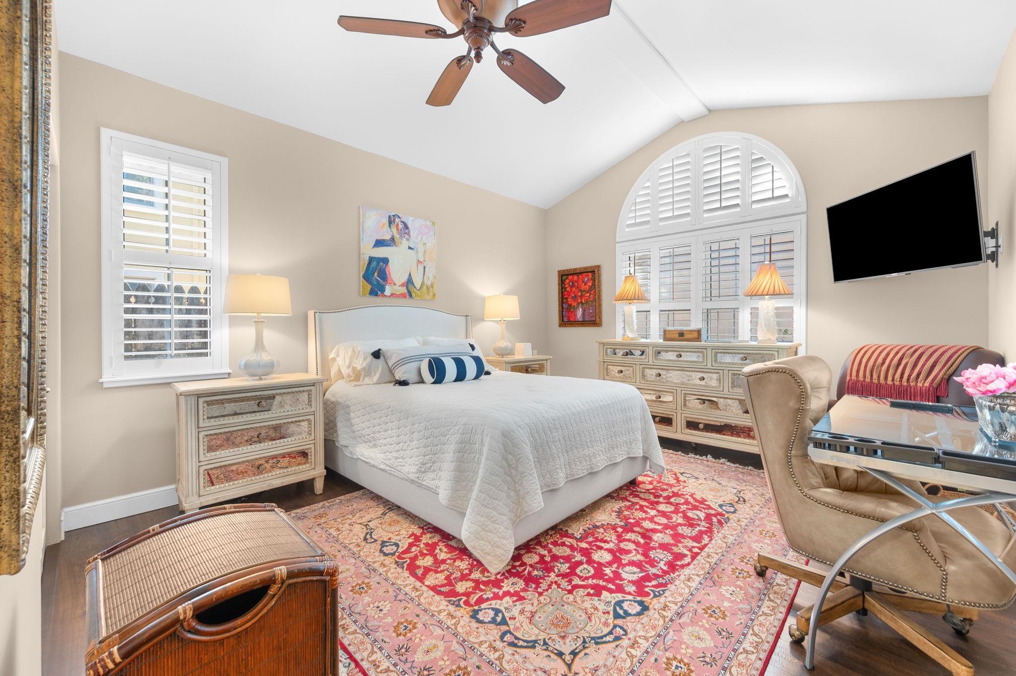 Image 52 of 81 For 3 Radio Rd  