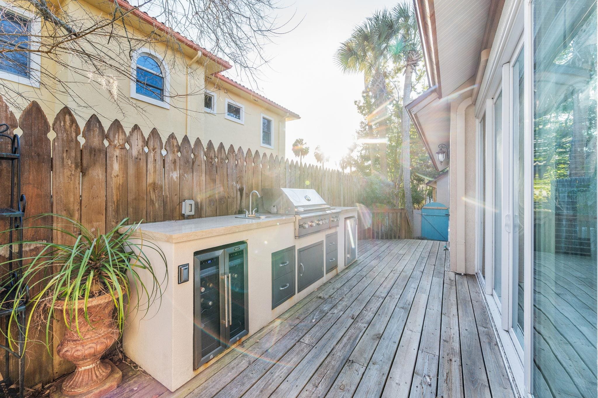 Image 57 of 81 For 3 Radio Rd  