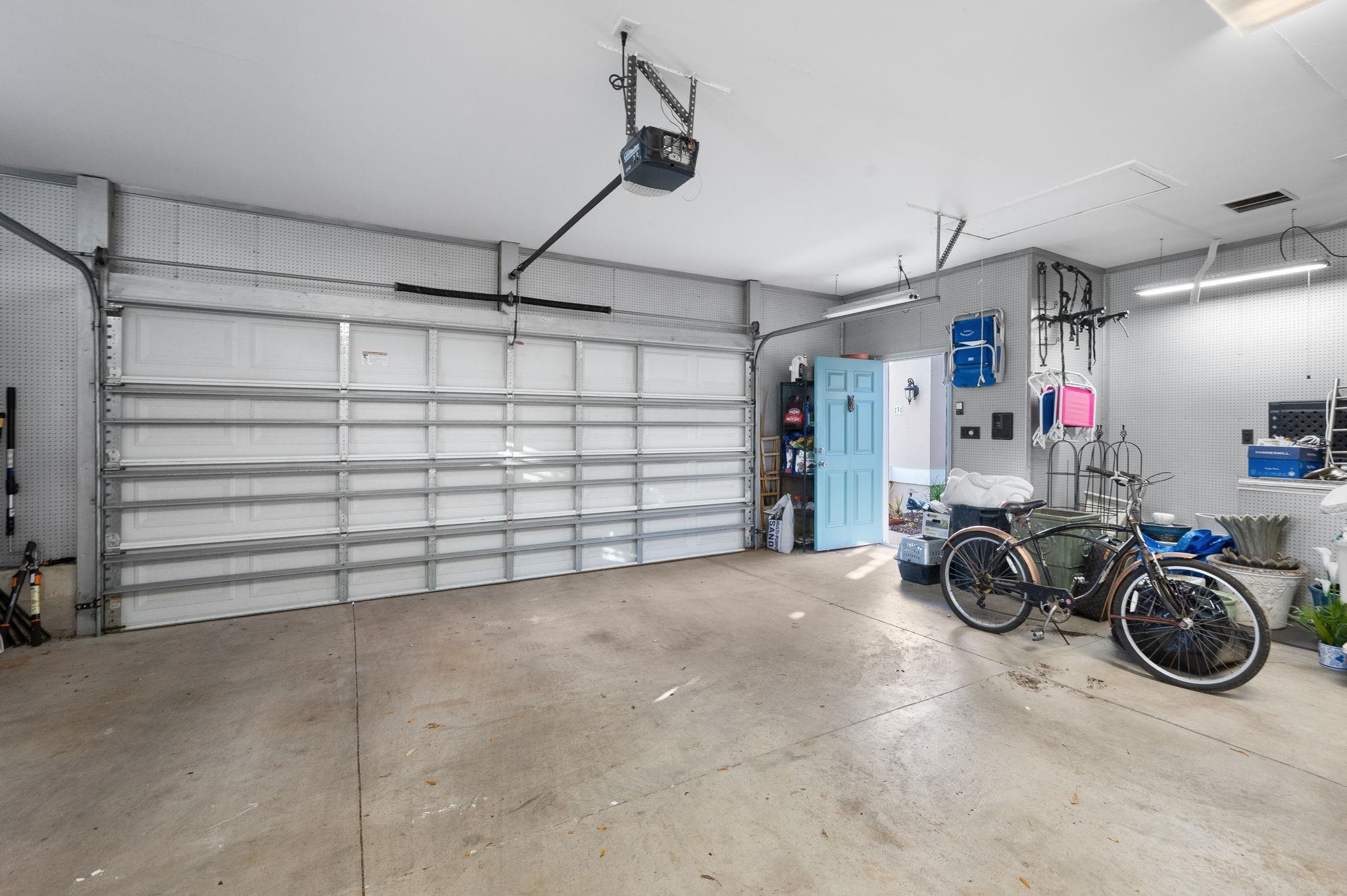 Image 63 of 81 For 3 Radio Rd  