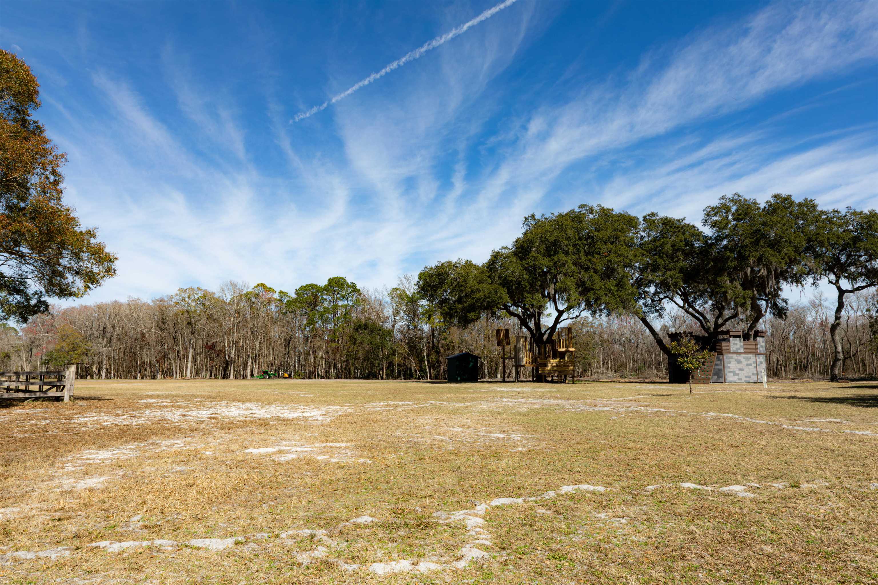 Image 5 of 8 For 1901 Four Mile Rd