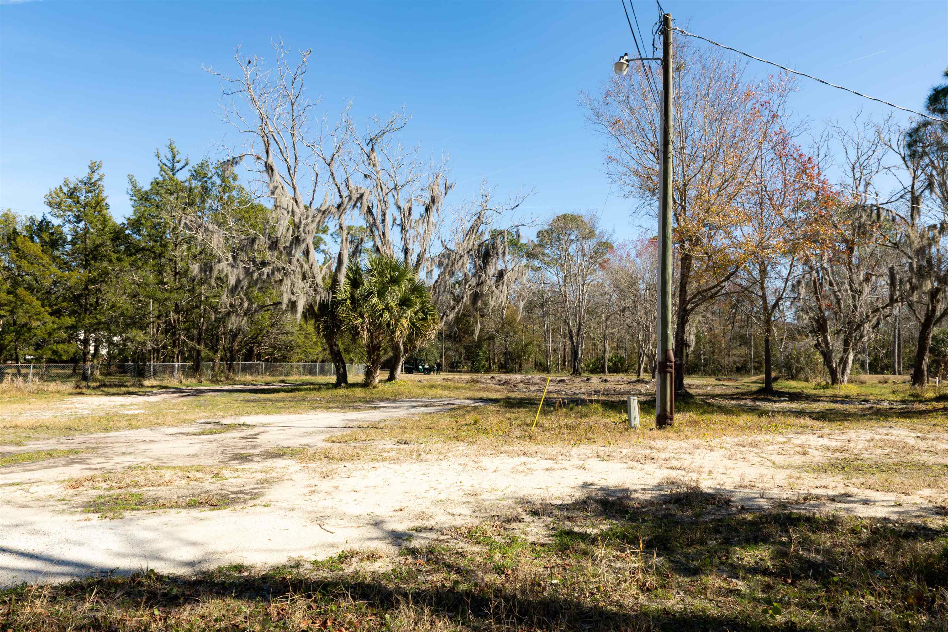 Image 7 of 8 For 1901 Four Mile Rd