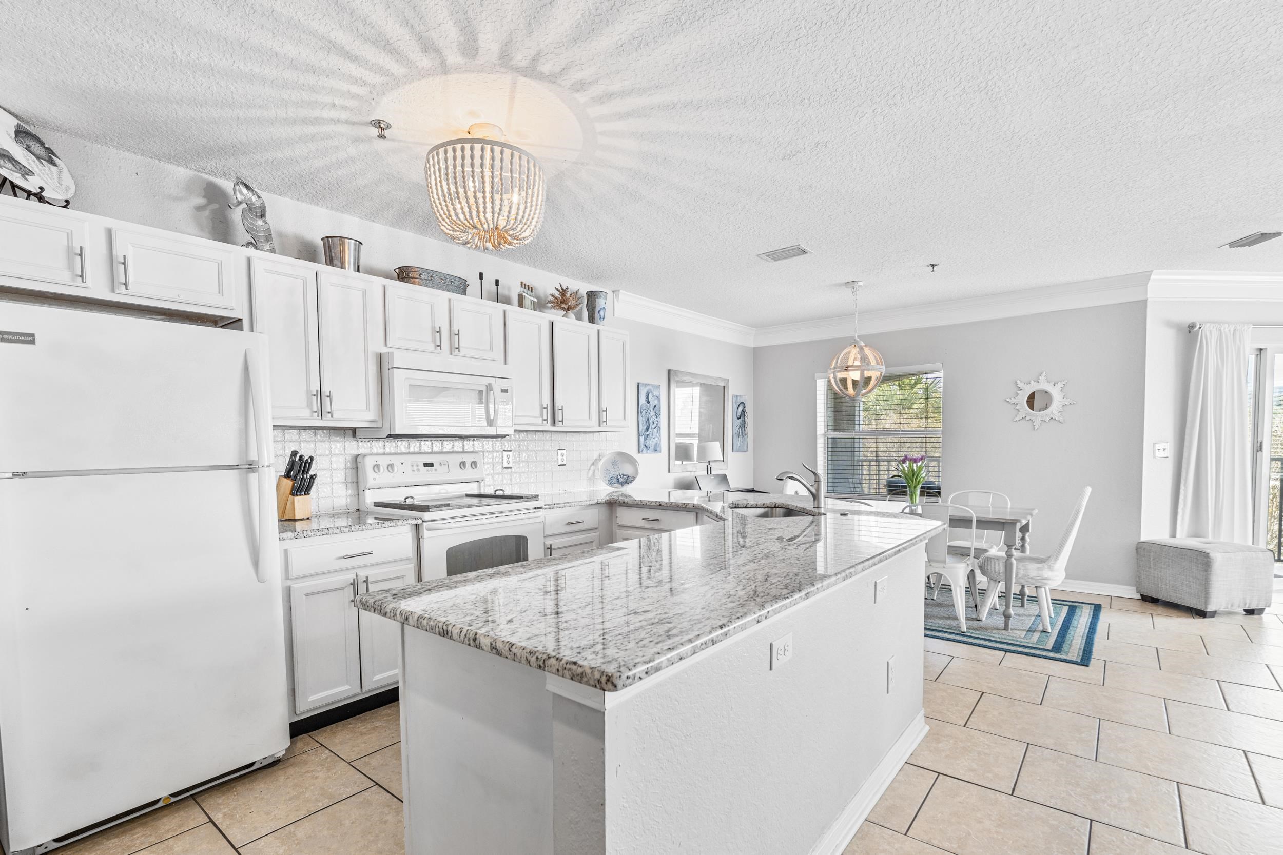 Image 4 of 47 For 120 Ocean Hibiscus Drive