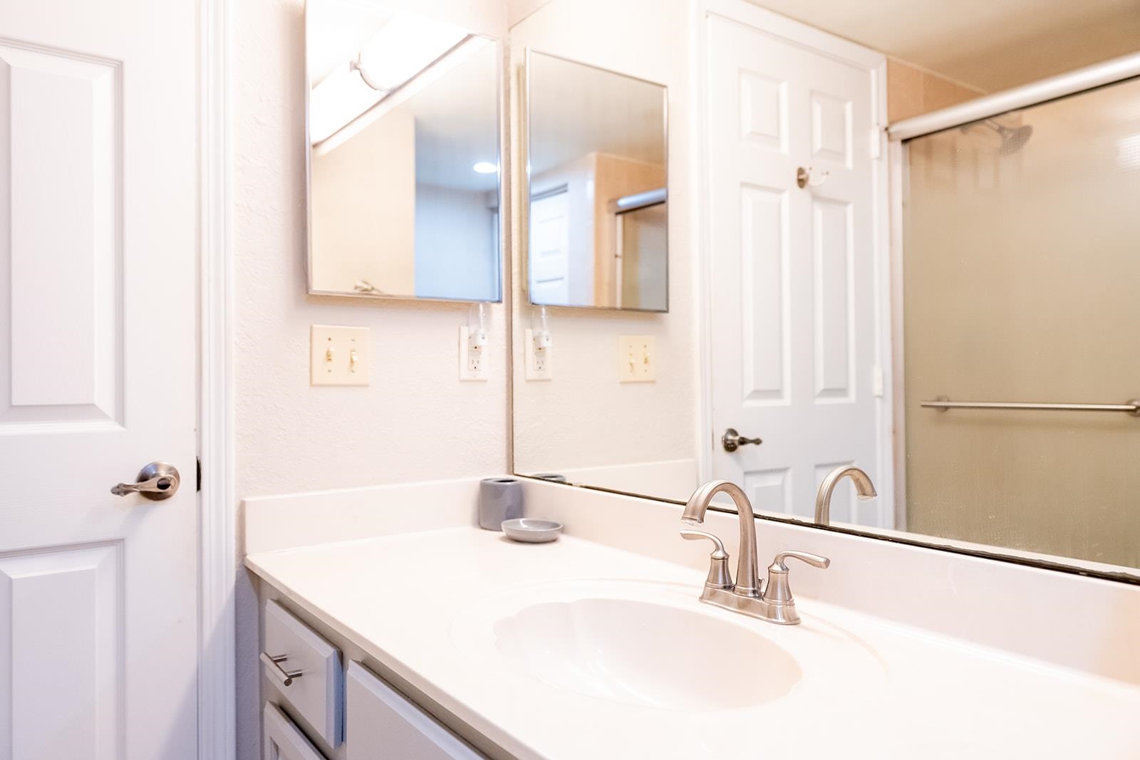 Image 17 of 47 For 110 Ocean Hollow Ln  105