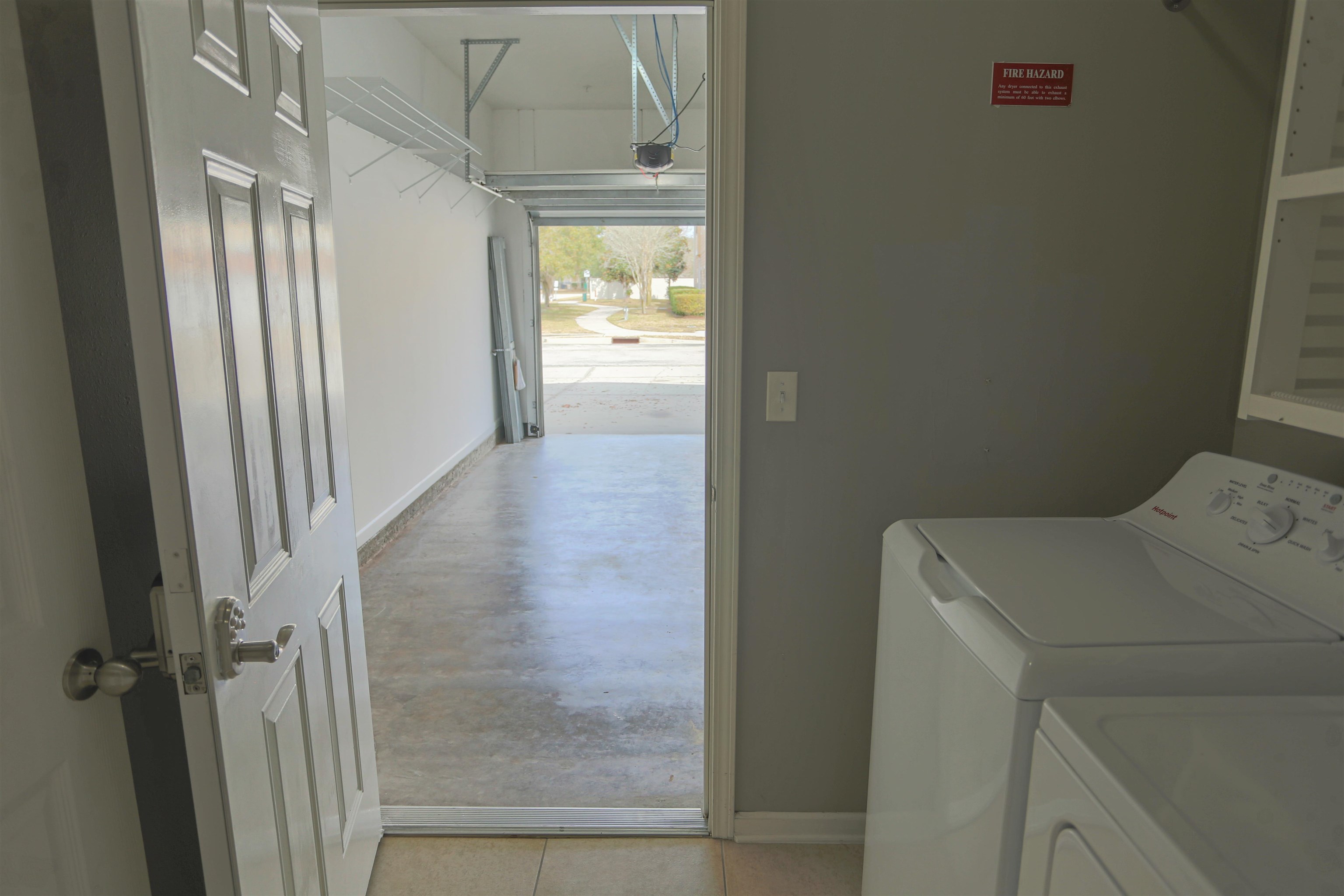 Image 25 of 44 For 904 Golden Lake Loop