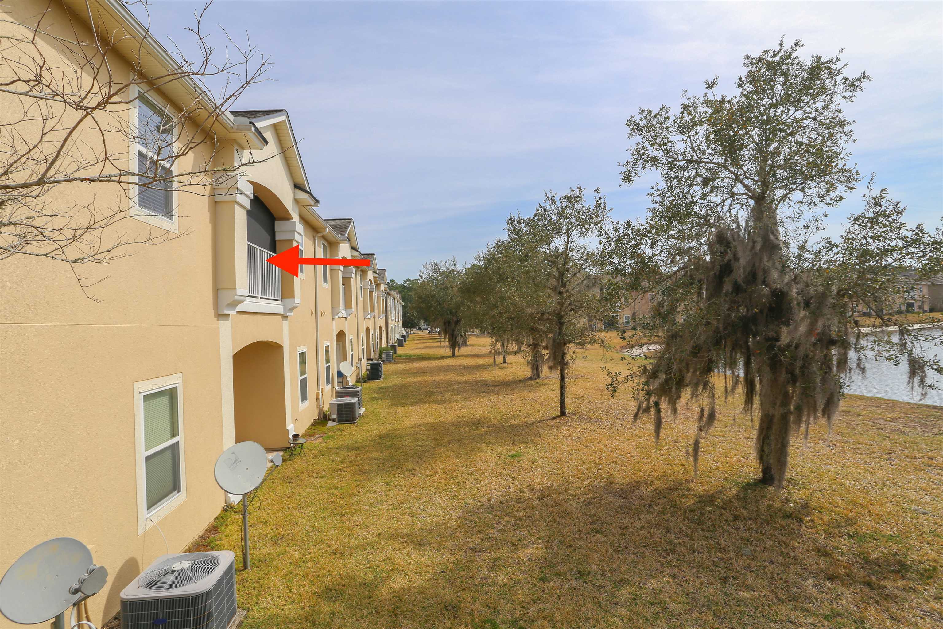 Image 27 of 44 For 904 Golden Lake Loop