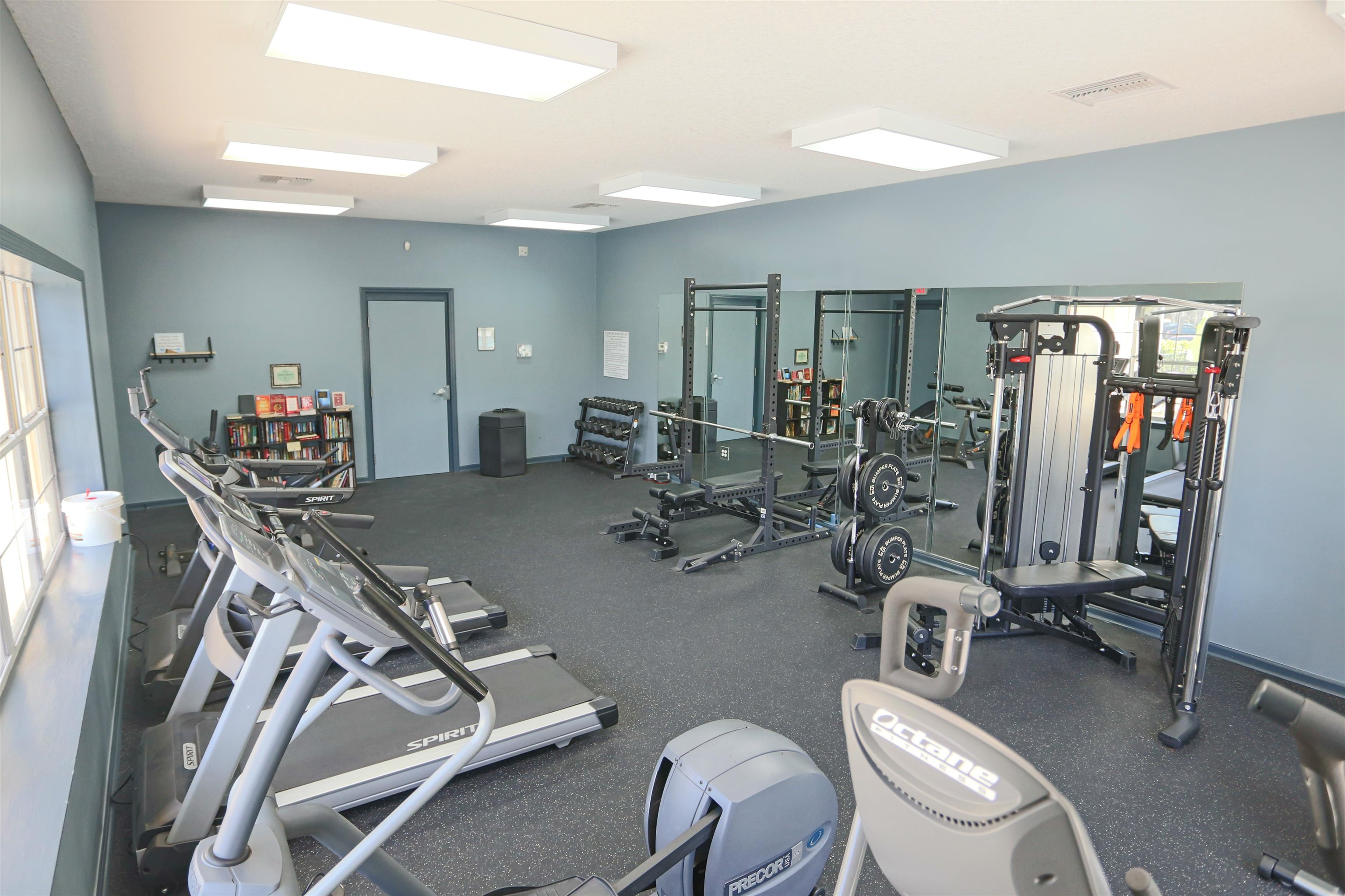 Image 39 of 44 For 904 Golden Lake Loop