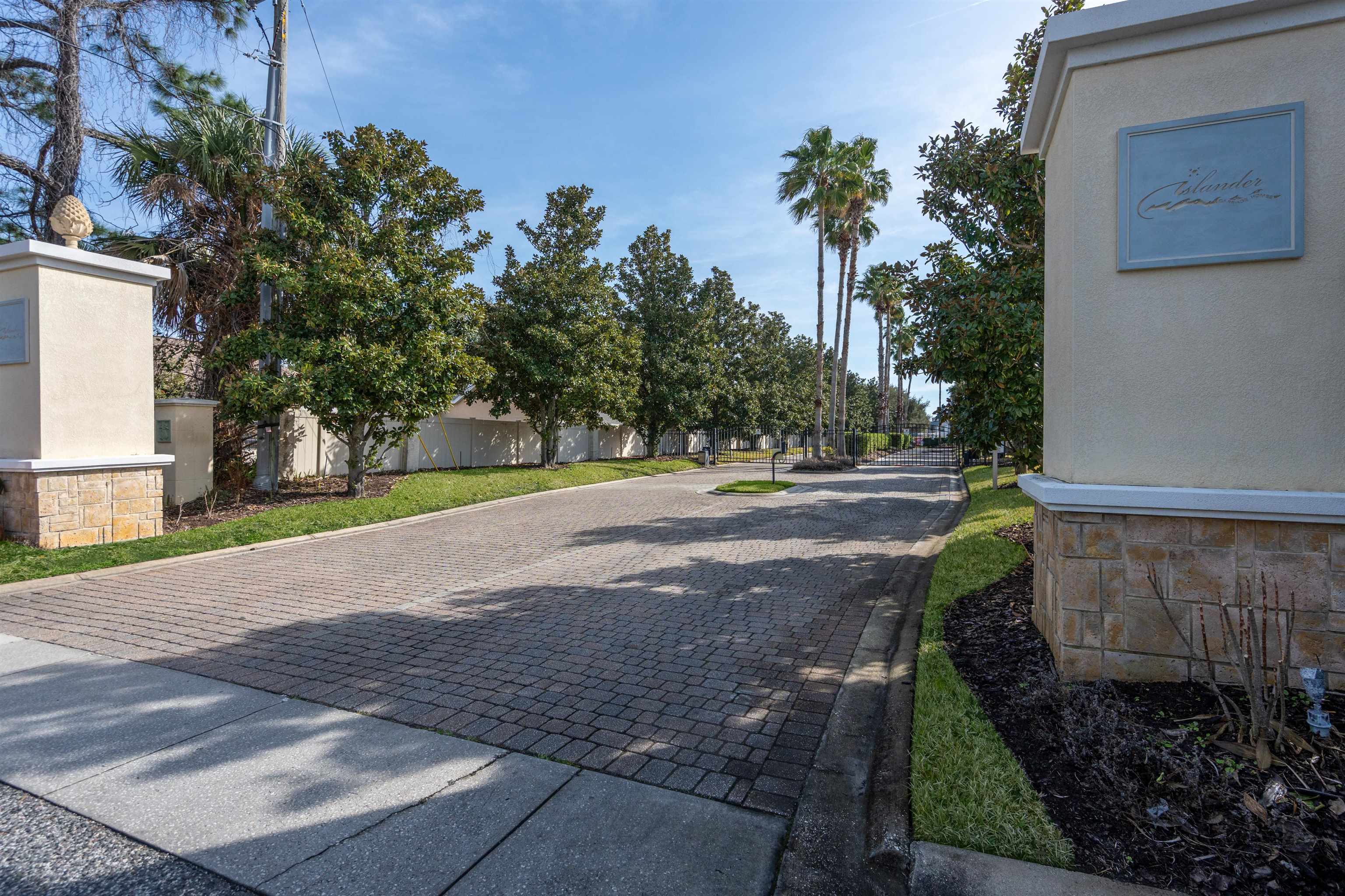 Image 32 of 35 For 24 Islander Ct