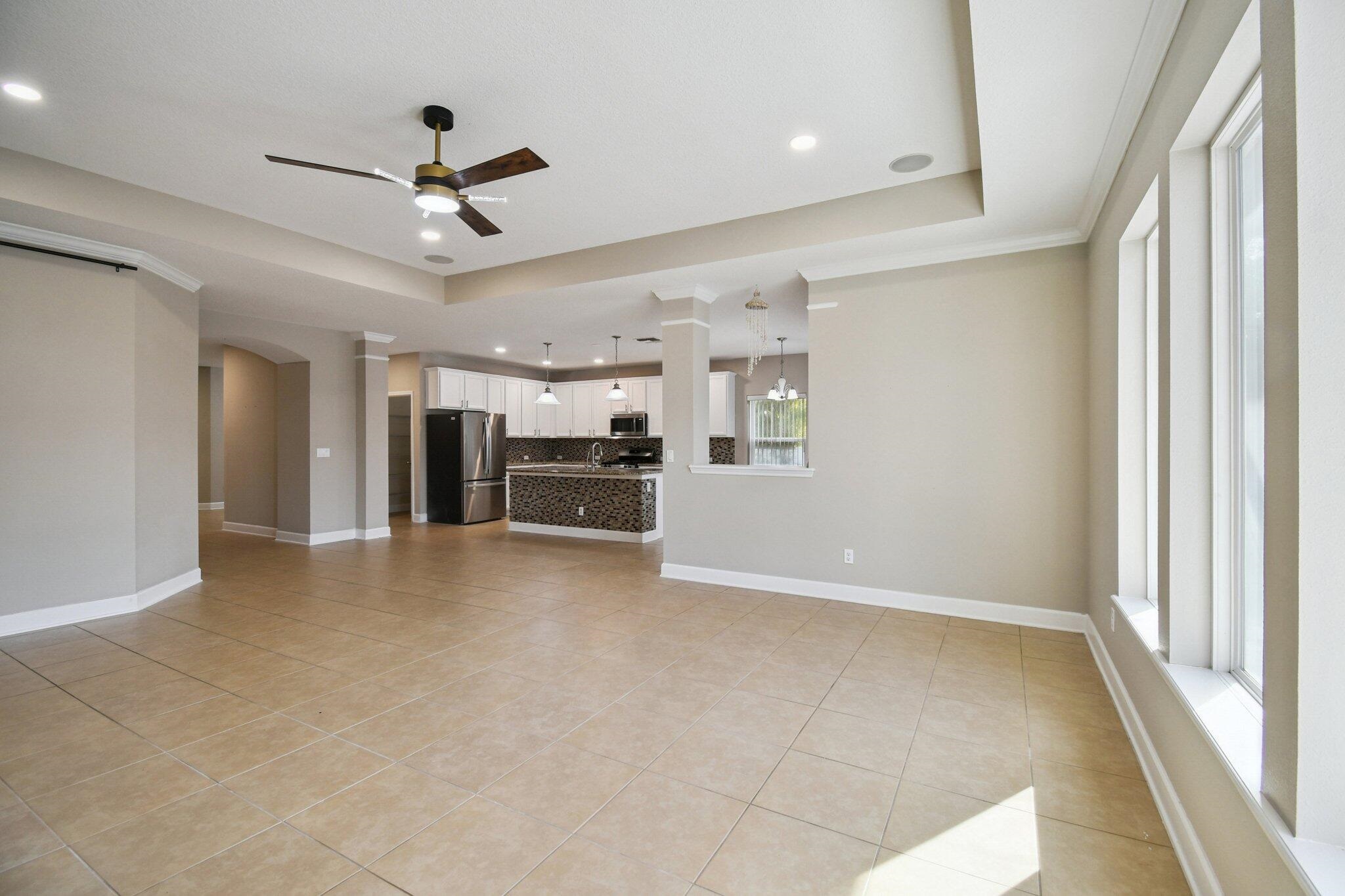 Image 11 of 67 For 66 Prospect Ln