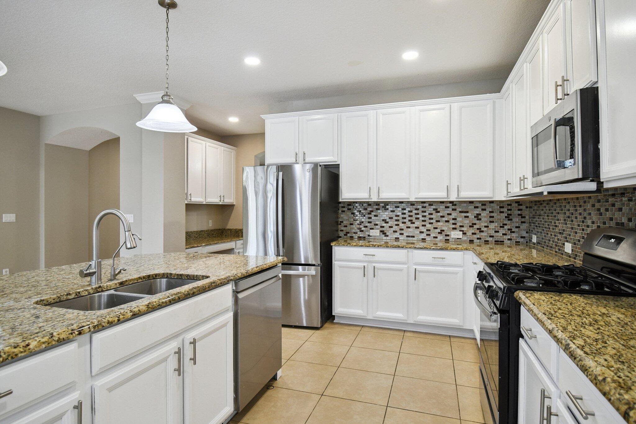 Image 8 of 67 For 66 Prospect Ln