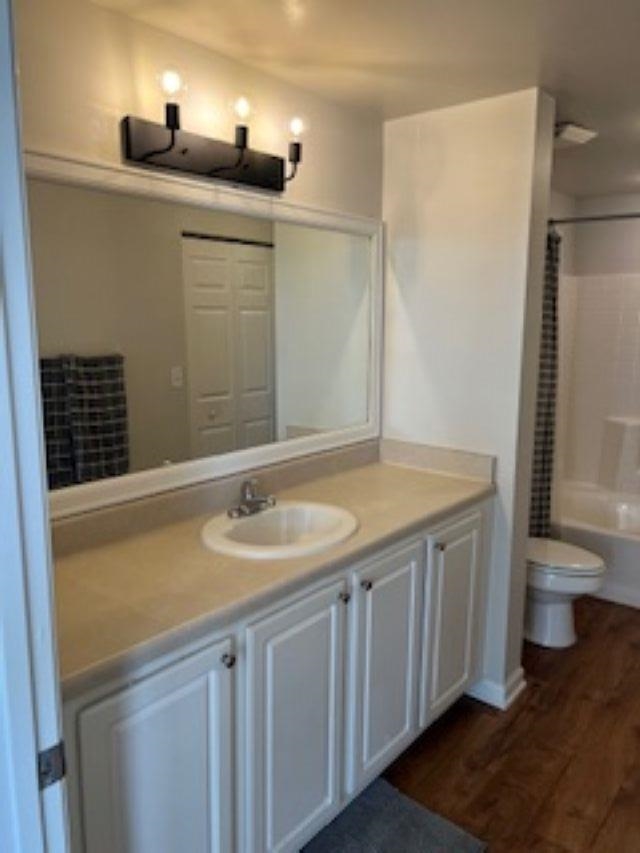 Image 31 of 61 For 1080 Bella Vista Blvd  306