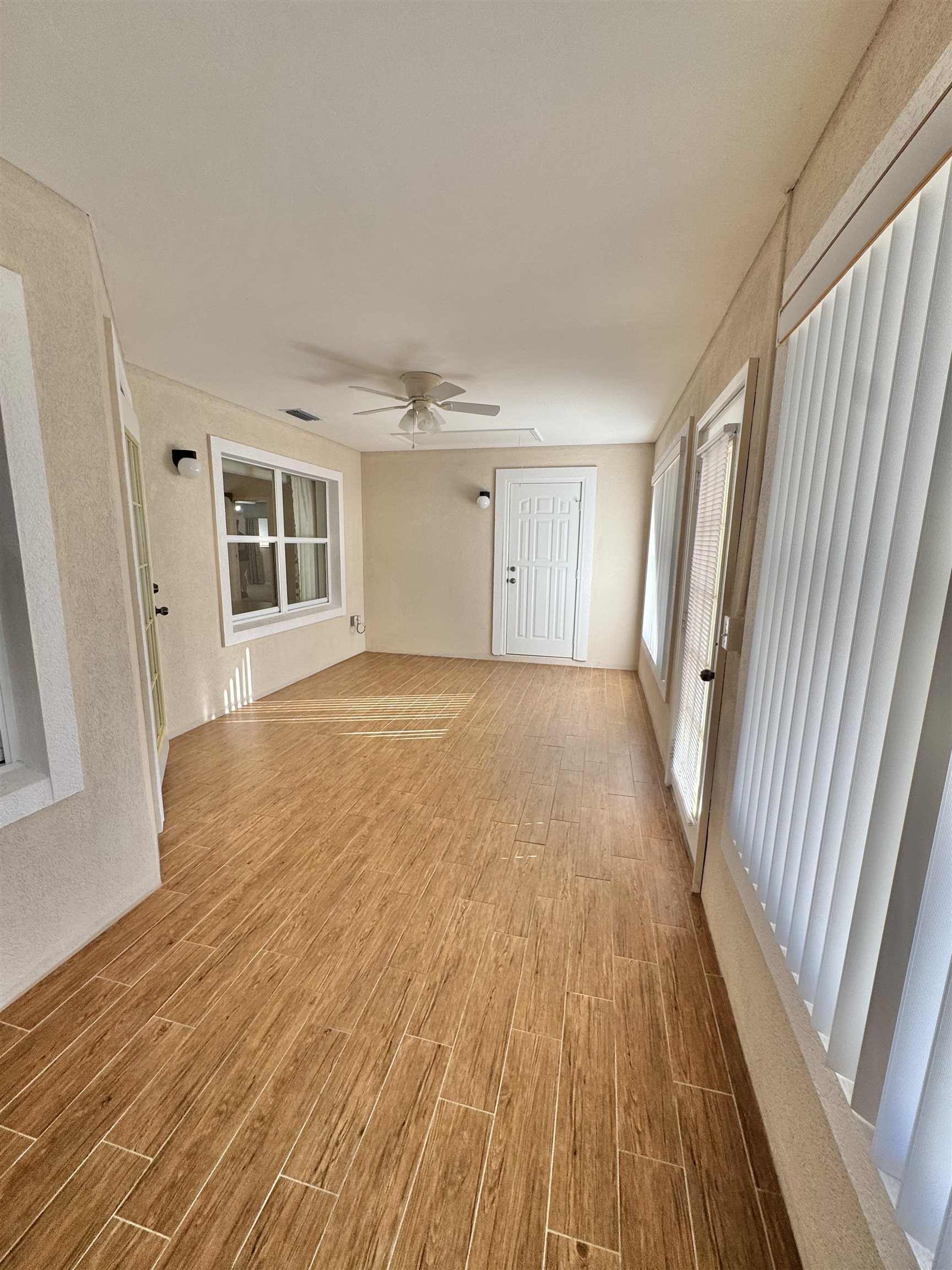 Image 14 of 57 For 147 Confederate Point Rd