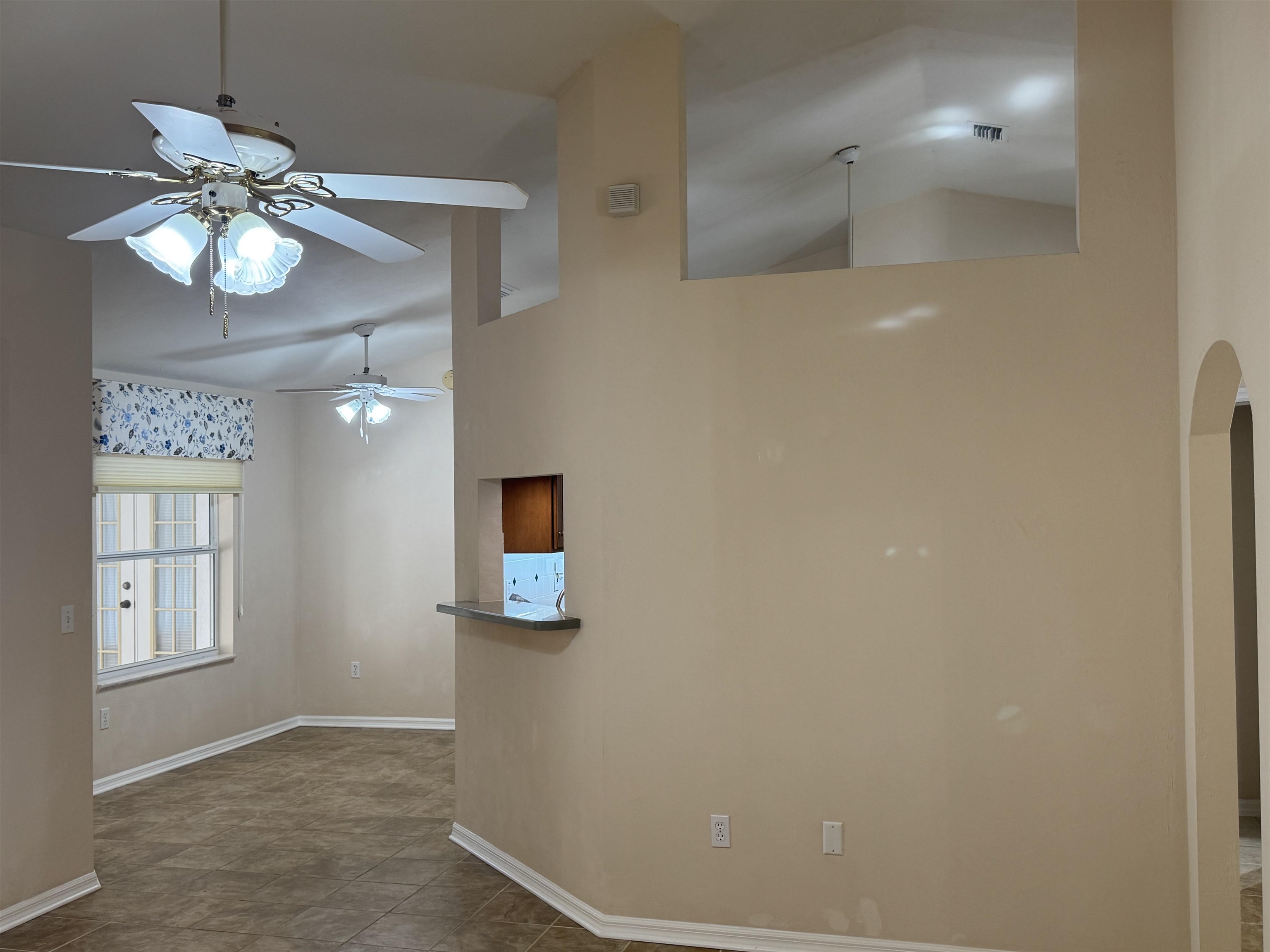 Image 29 of 57 For 147 Confederate Point Rd