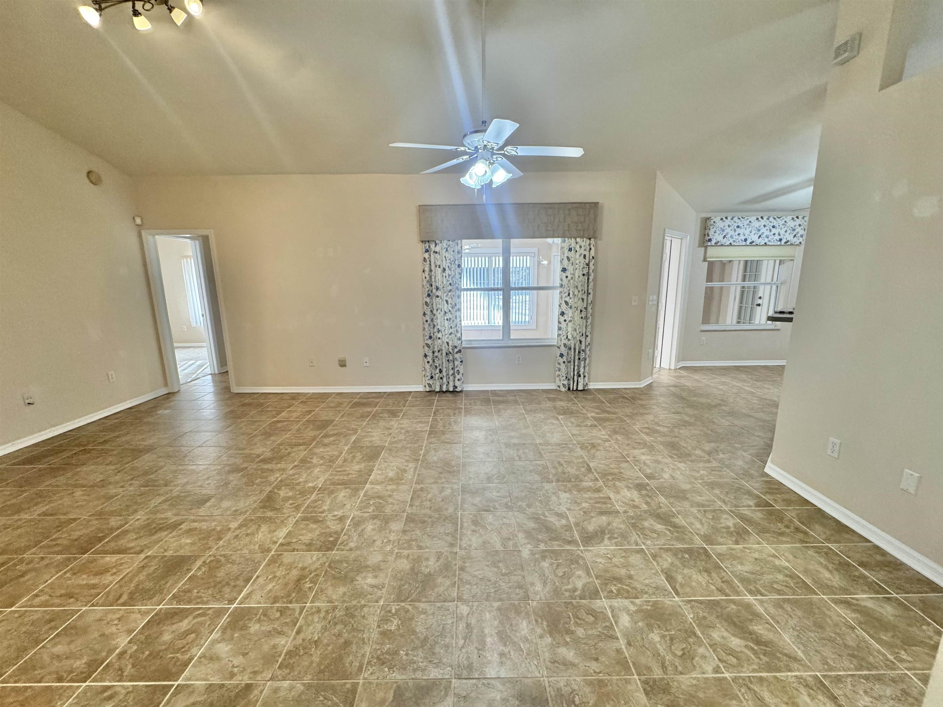 Image 33 of 57 For 147 Confederate Point Rd