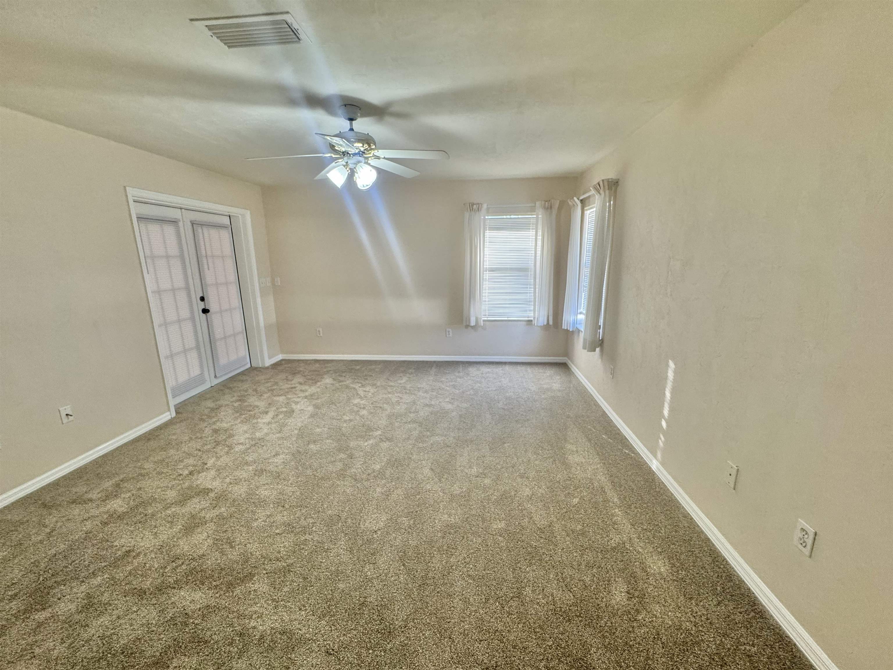 Image 35 of 57 For 147 Confederate Point Rd