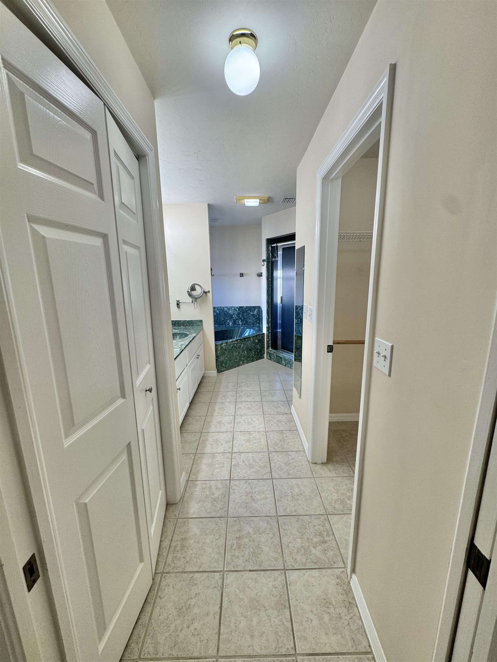 Image 42 of 57 For 147 Confederate Point Rd