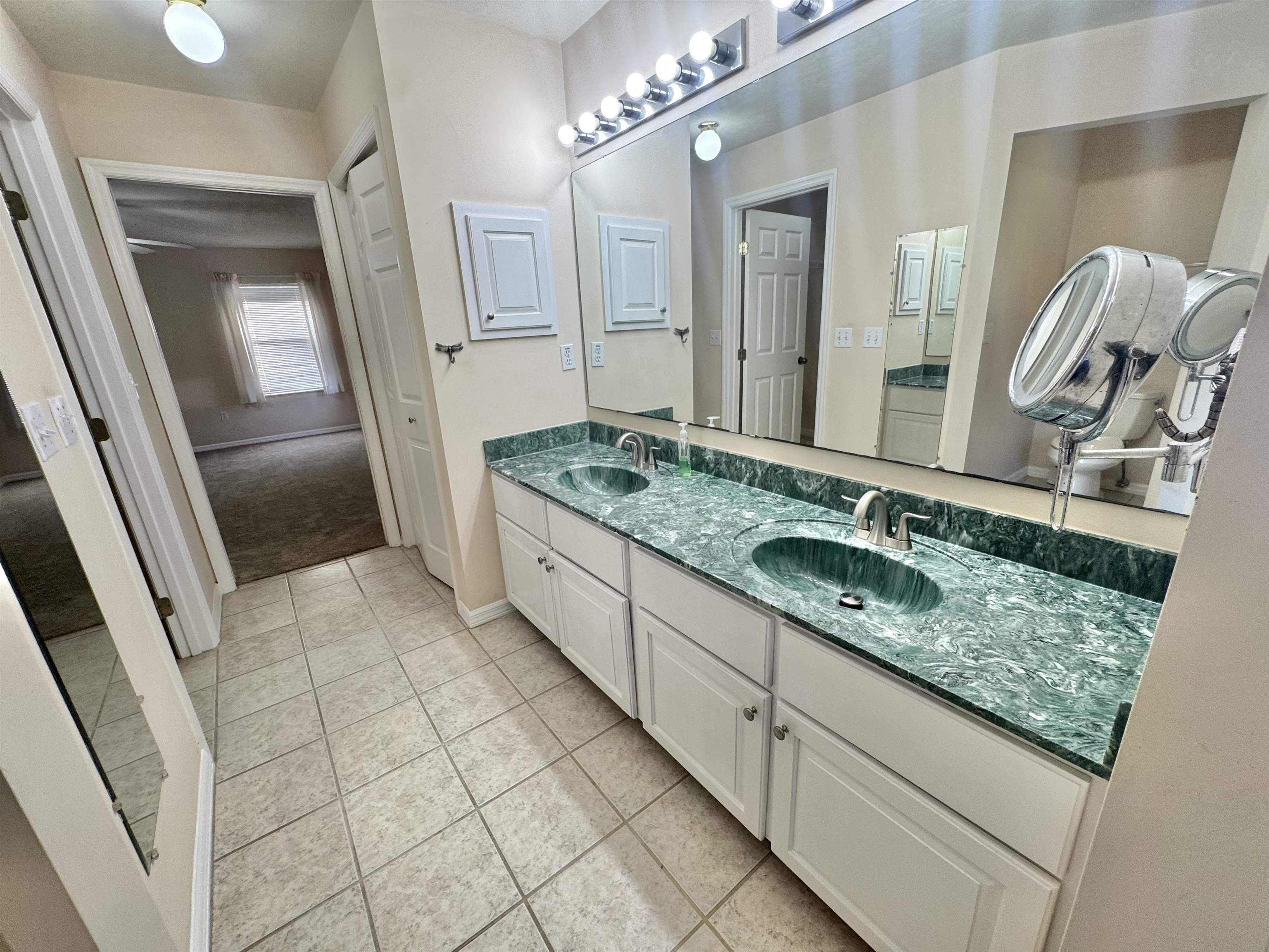 Image 44 of 57 For 147 Confederate Point Rd