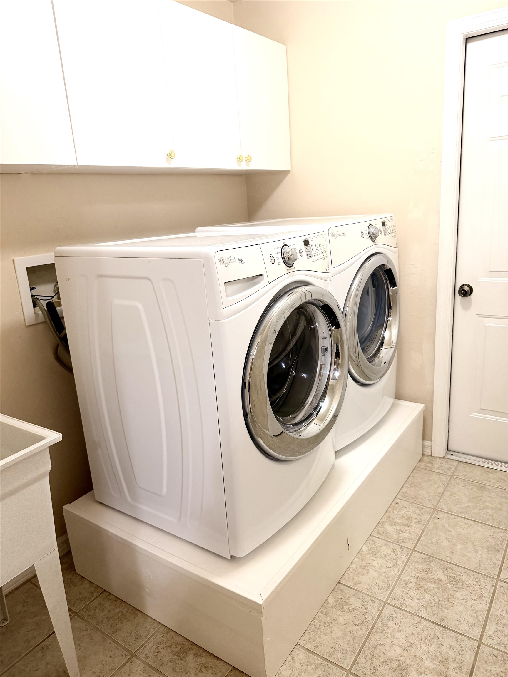 Image 50 of 57 For 147 Confederate Point Rd