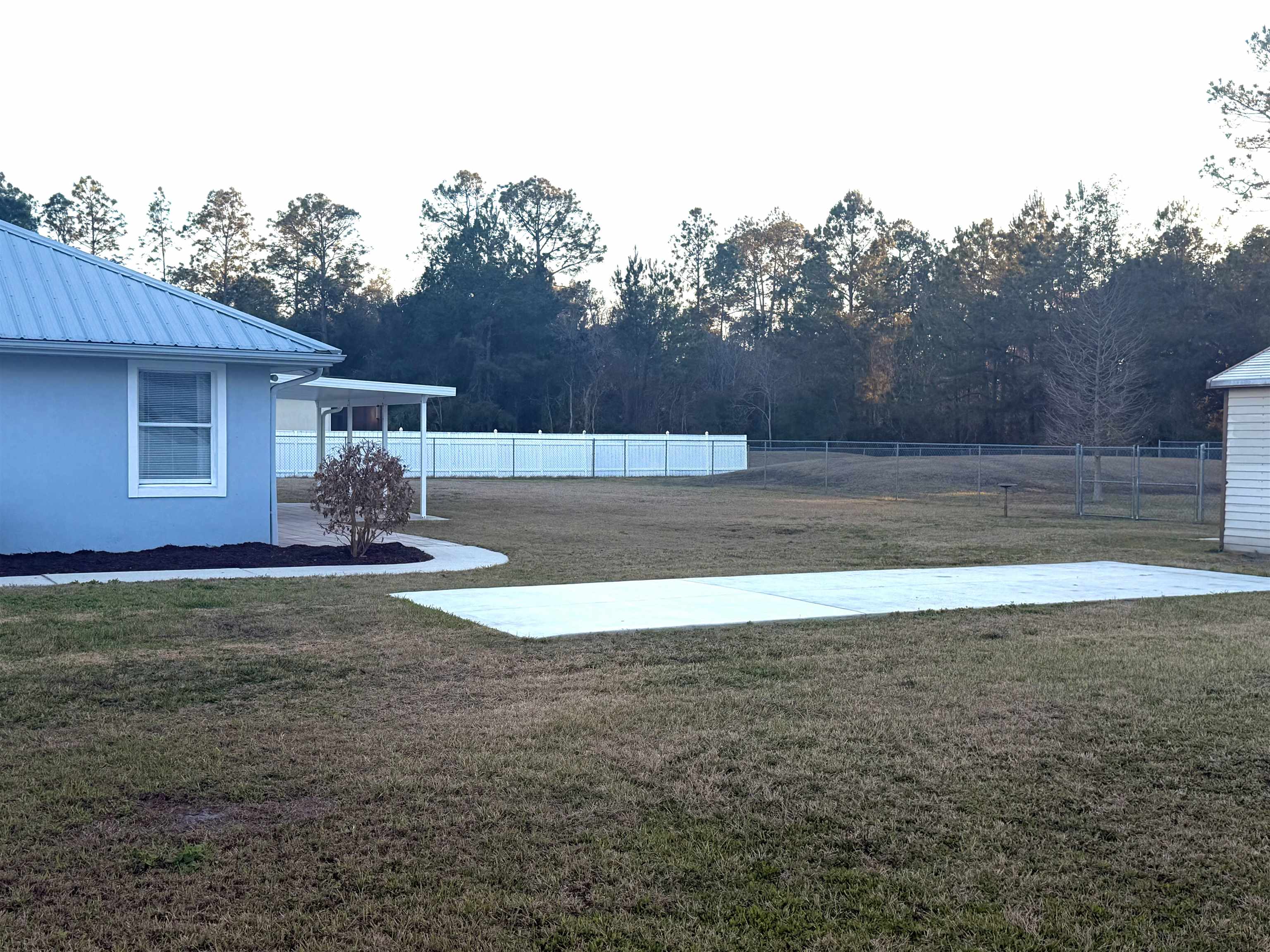 Image 8 of 57 For 147 Confederate Point Rd