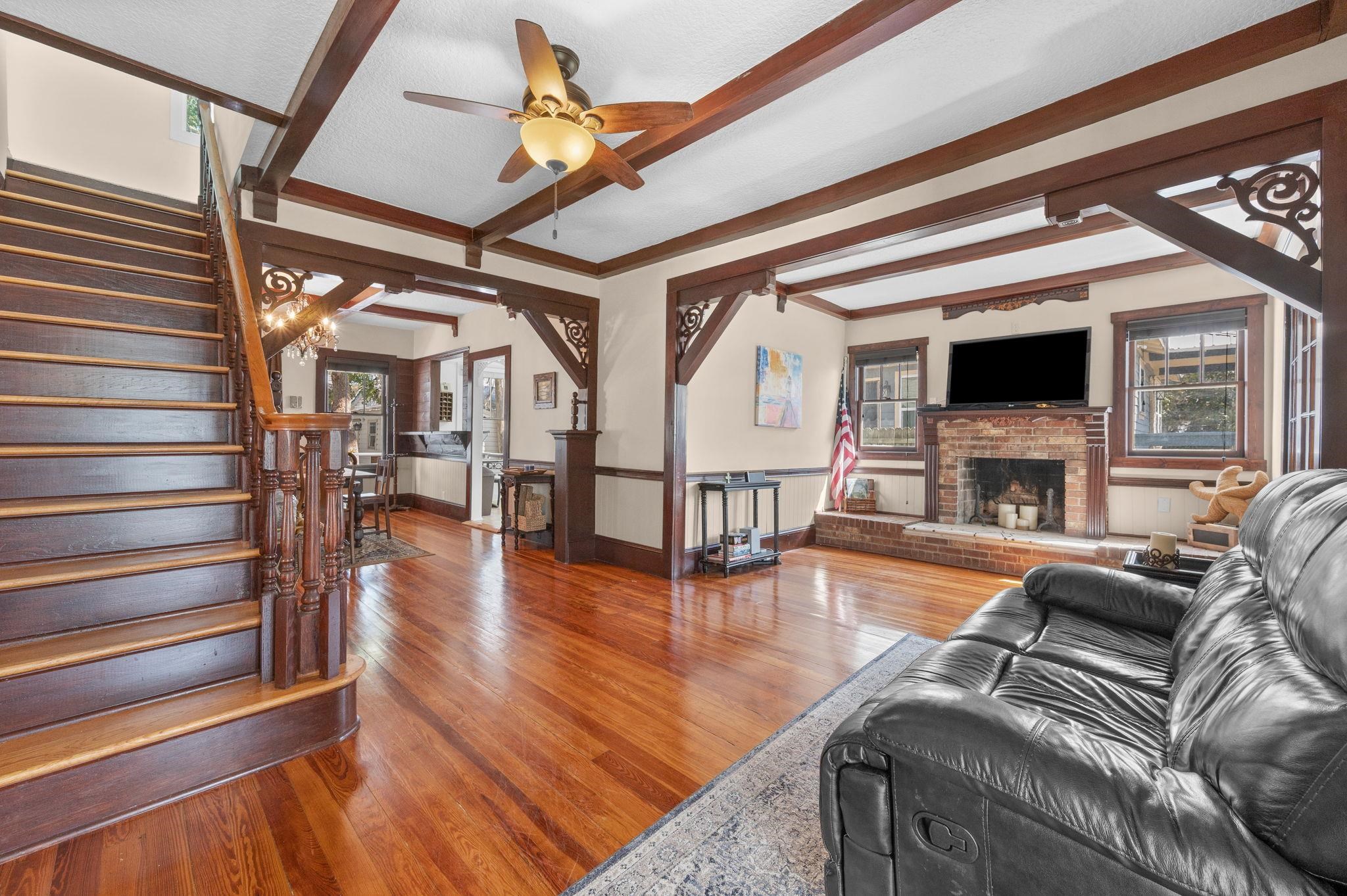 Image 18 of 75 For 59 Lewis Blvd