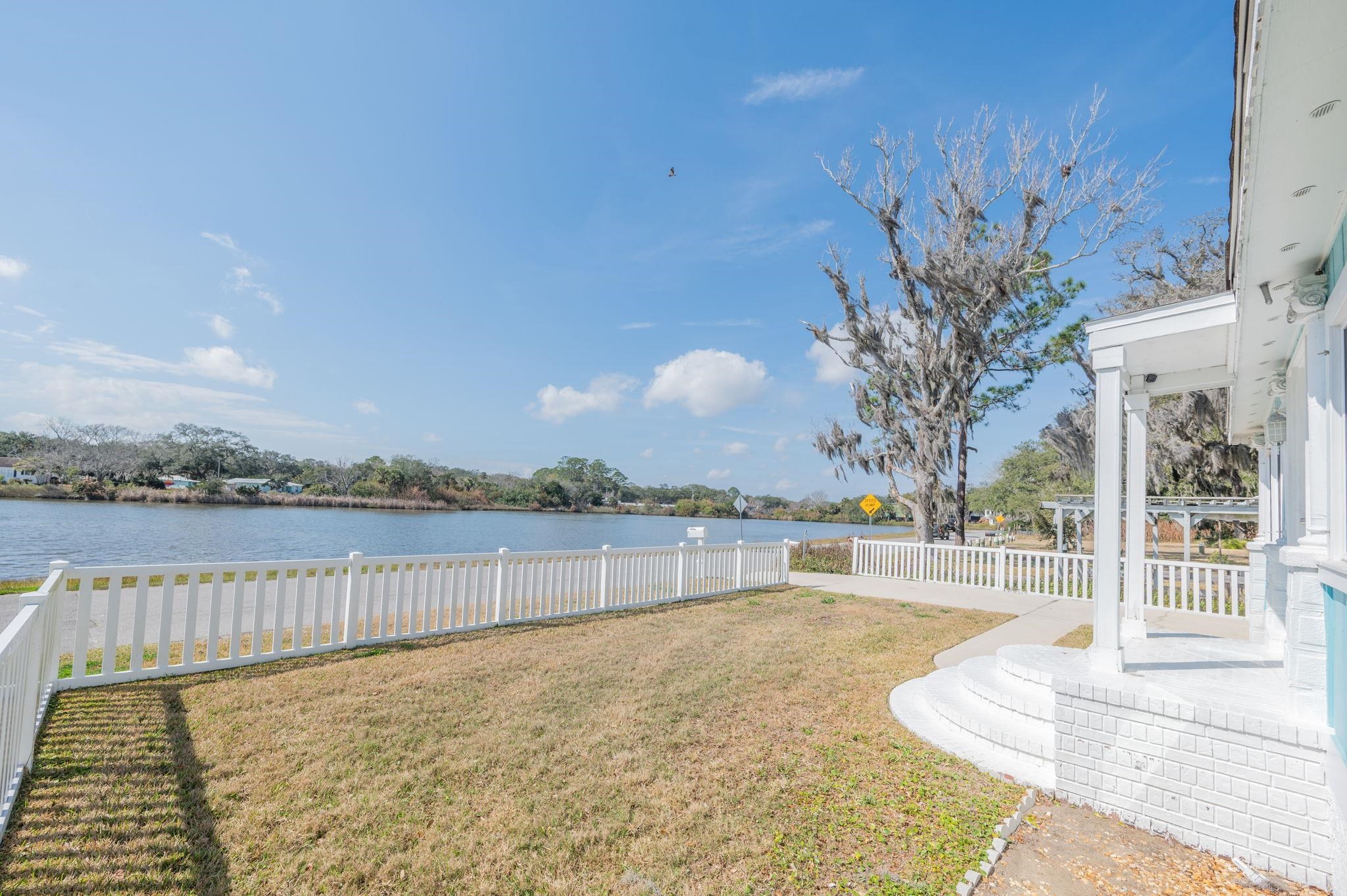 Image 6 of 75 For 59 Lewis Blvd