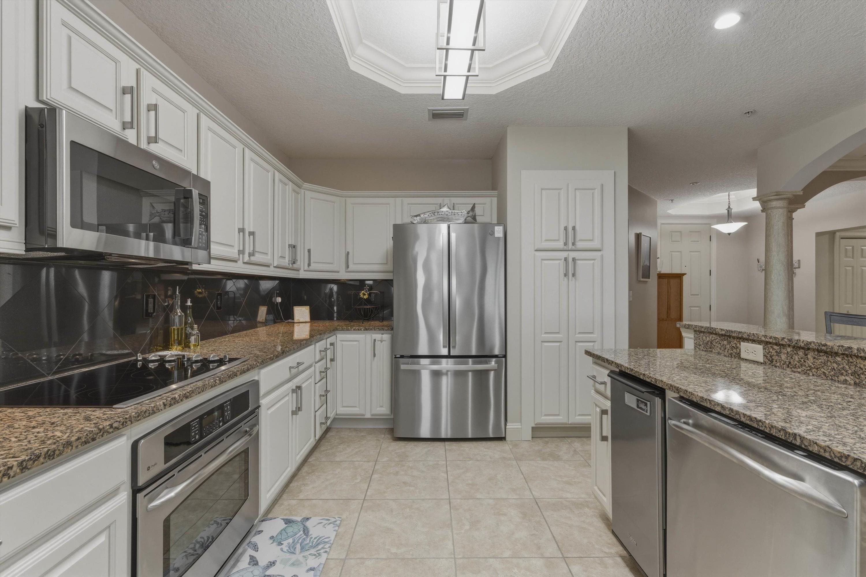 Image 13 of 44 For 1 Radio Rd  202