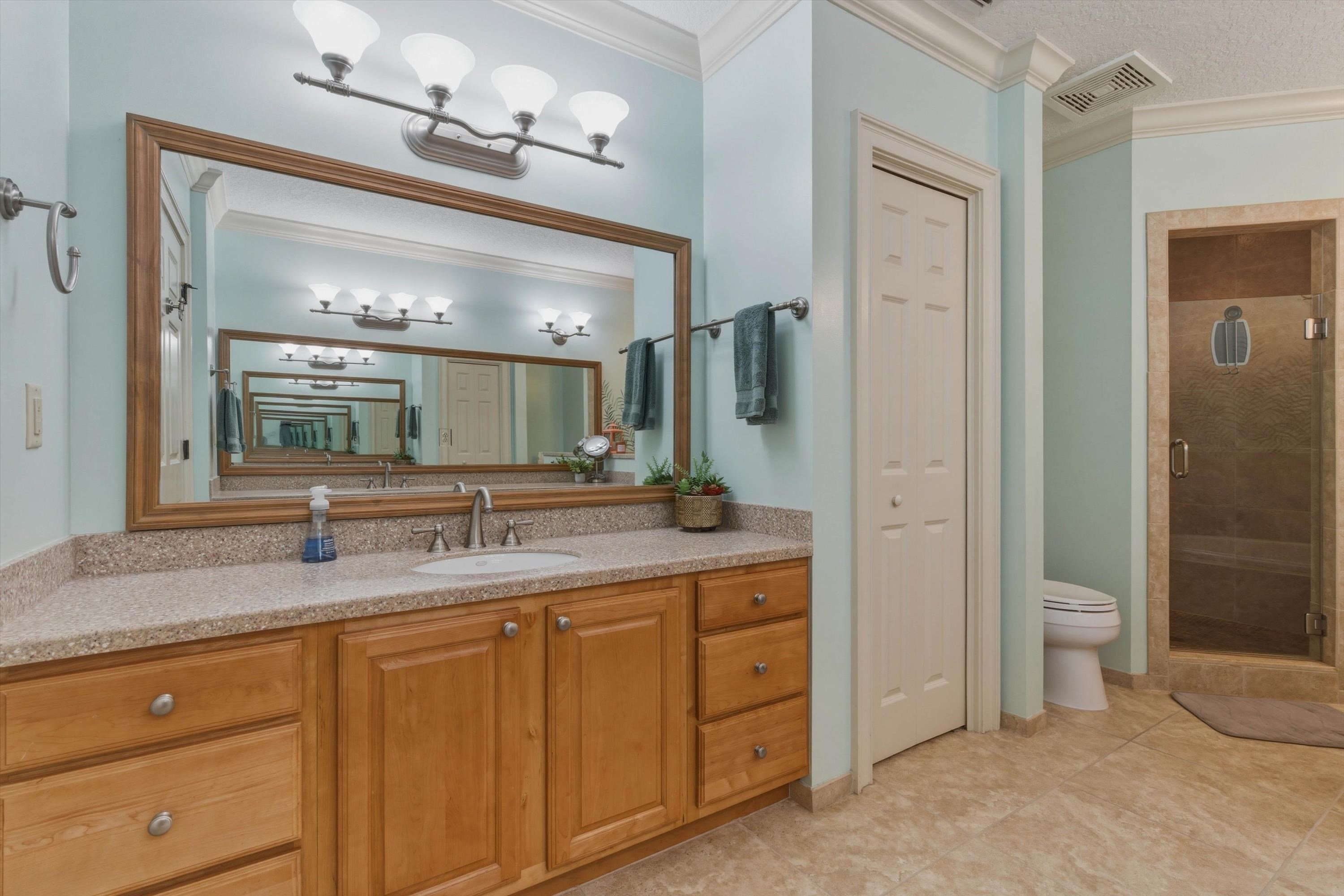 Image 25 of 44 For 1 Radio Rd  202