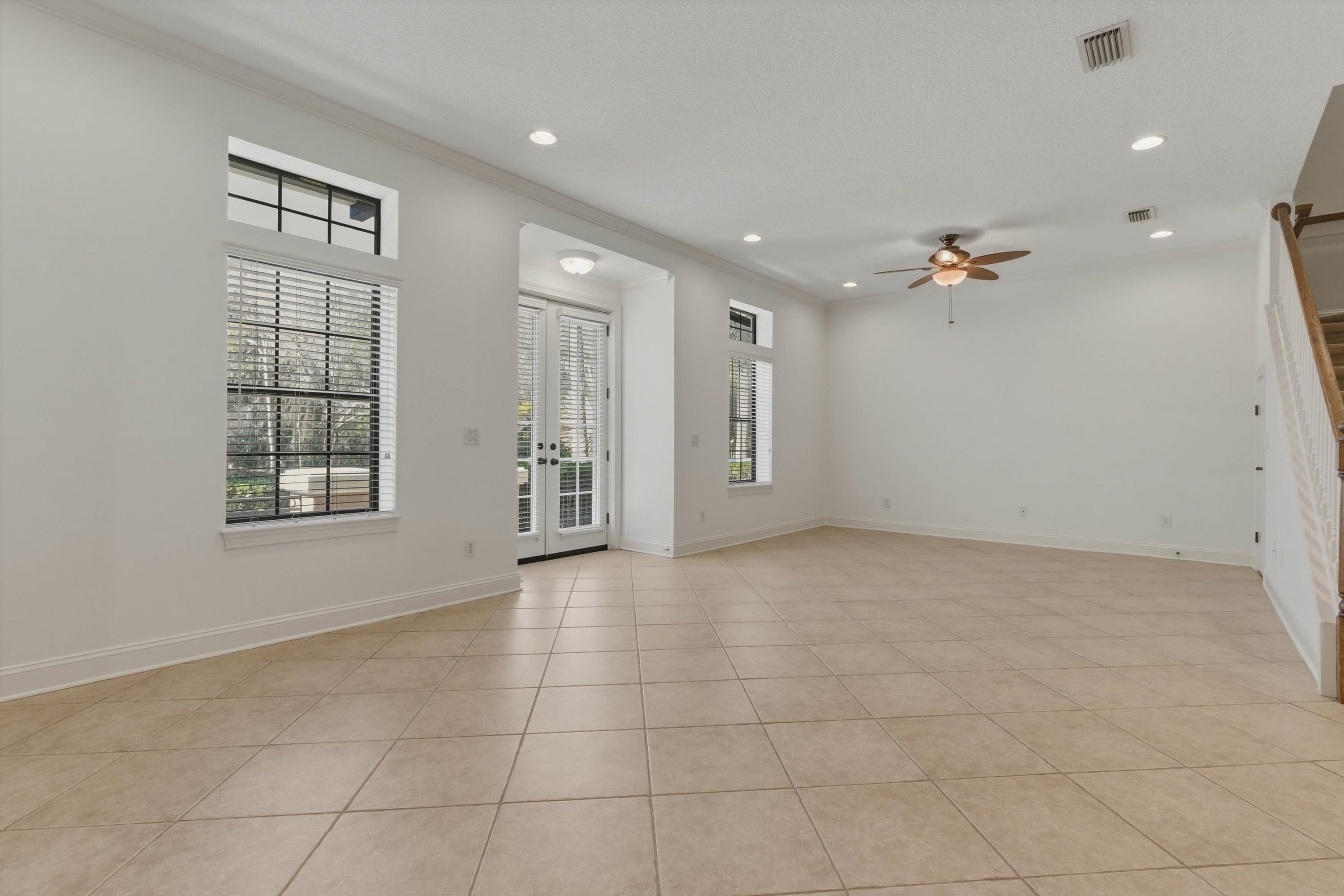 Image 16 of 76 For 654 Loop Pkwy S