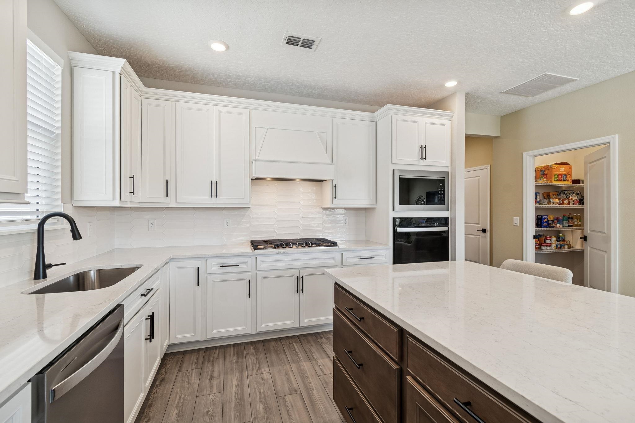 Image 27 of 65 For 29 Lone Cypress Way