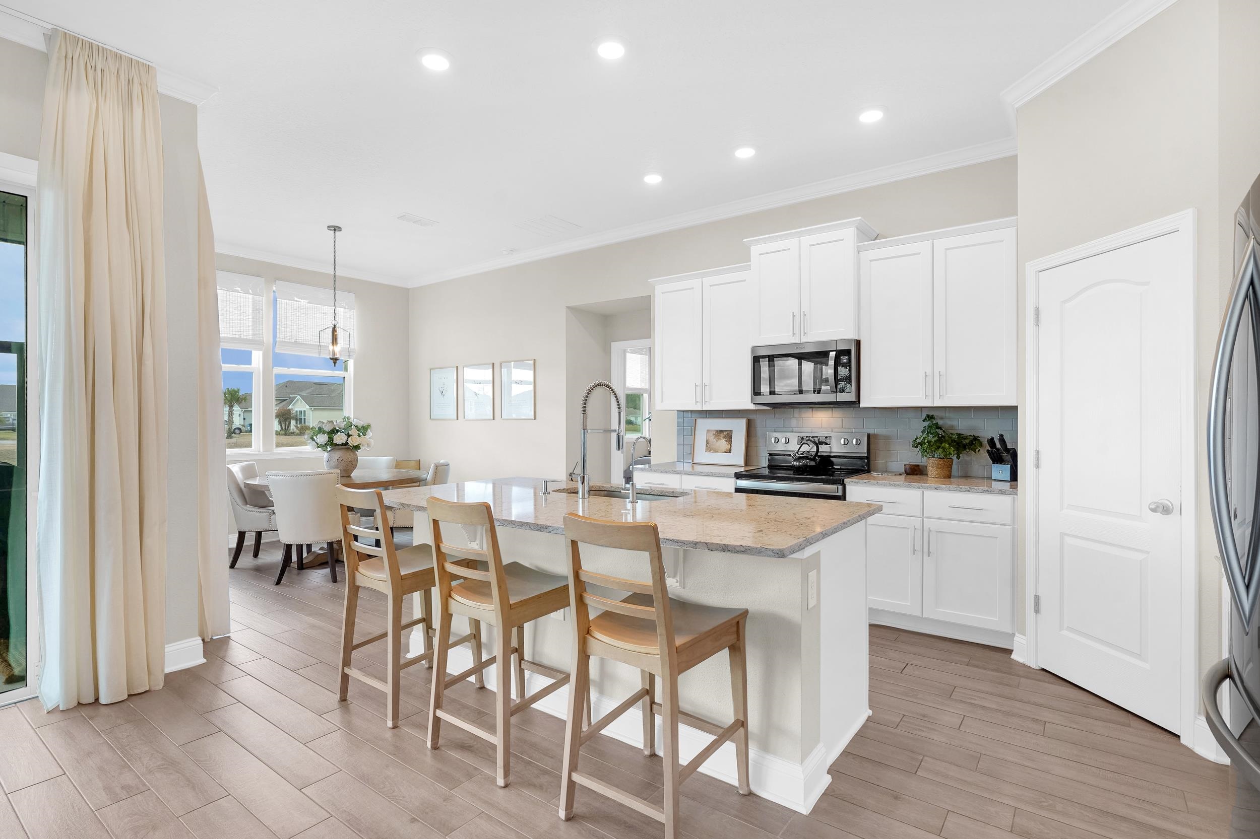 Image 3 of 50 For 403 Ocean Jasper Dr