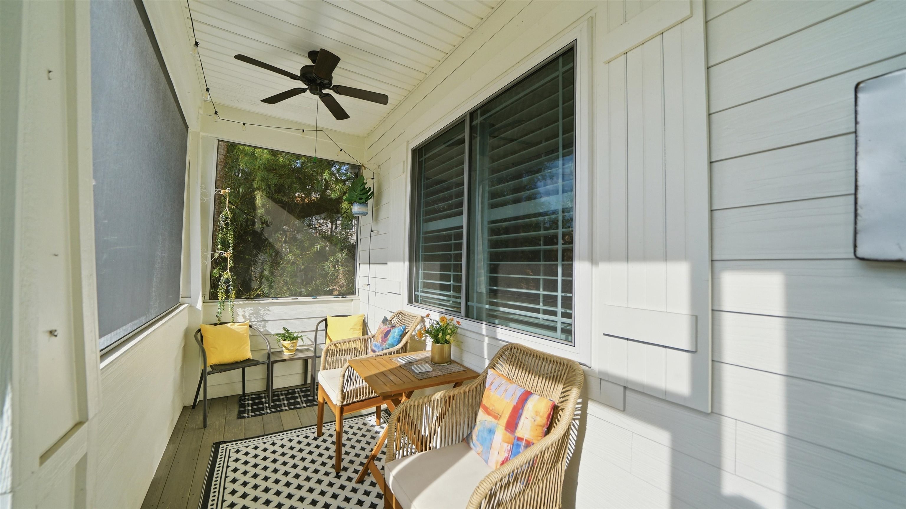 Image 3 of 64 For 159 Martin Luther King Ave