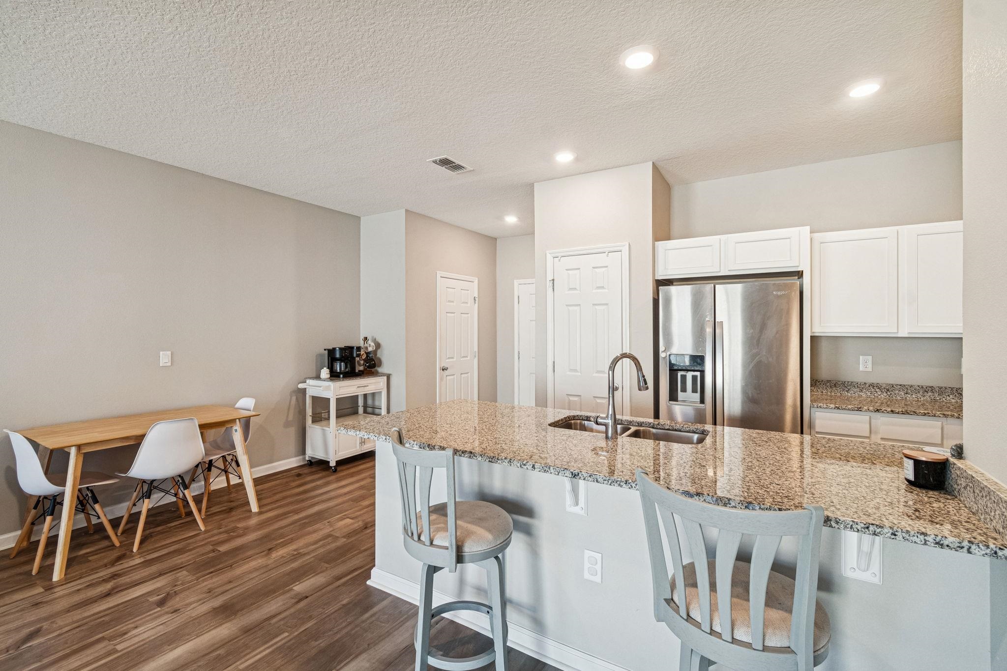 Image 14 of 41 For 156 Great Star Court