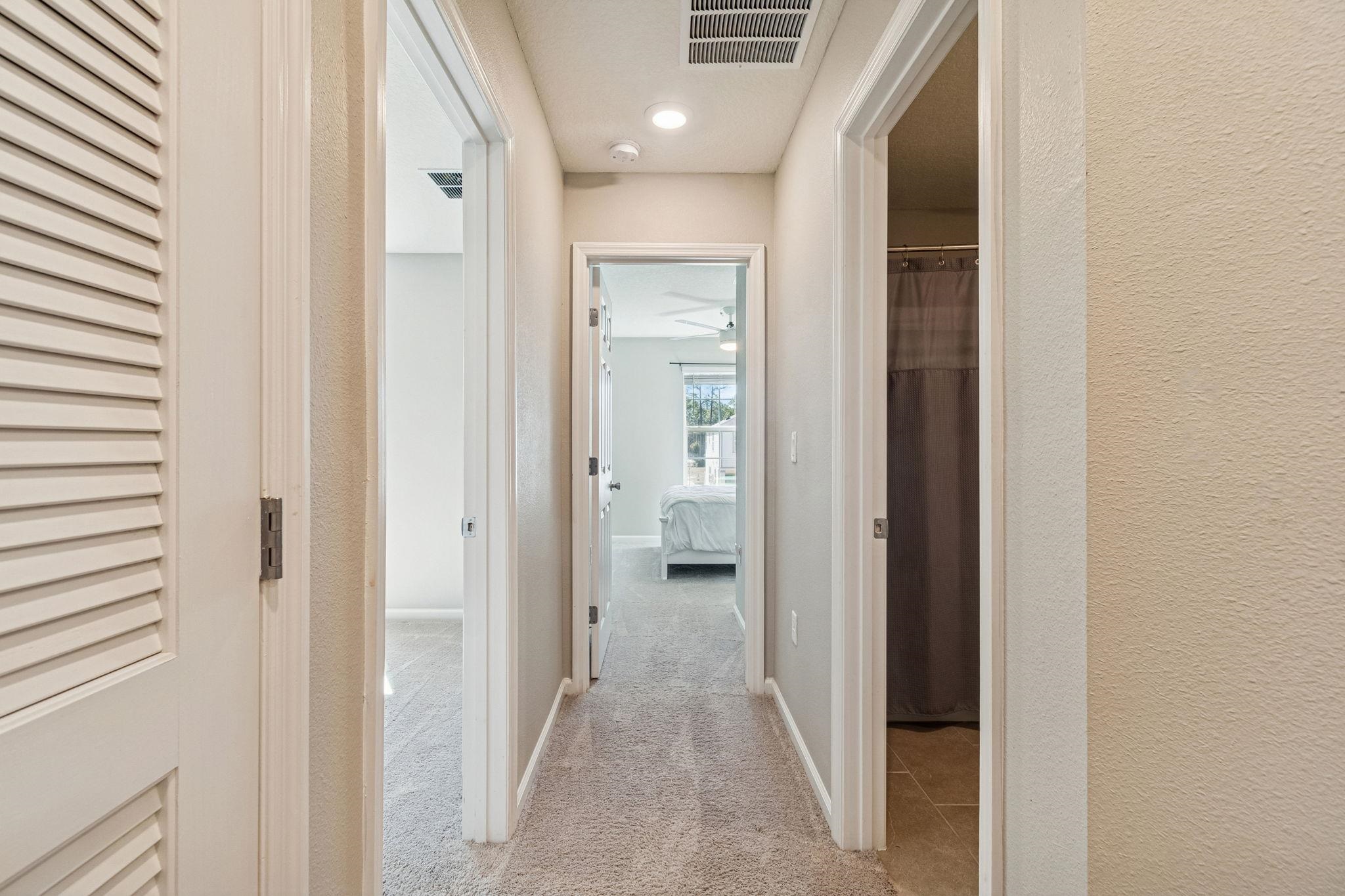 Image 27 of 41 For 156 Great Star Court