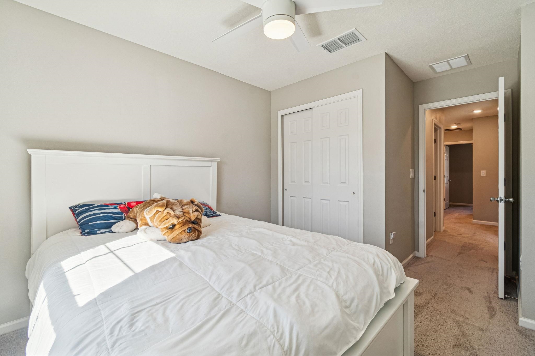 Image 32 of 41 For 156 Great Star Court