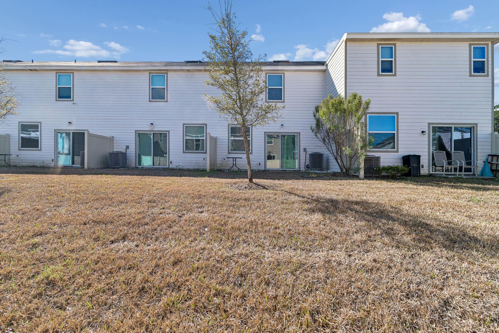 Image 36 of 41 For 156 Great Star Court