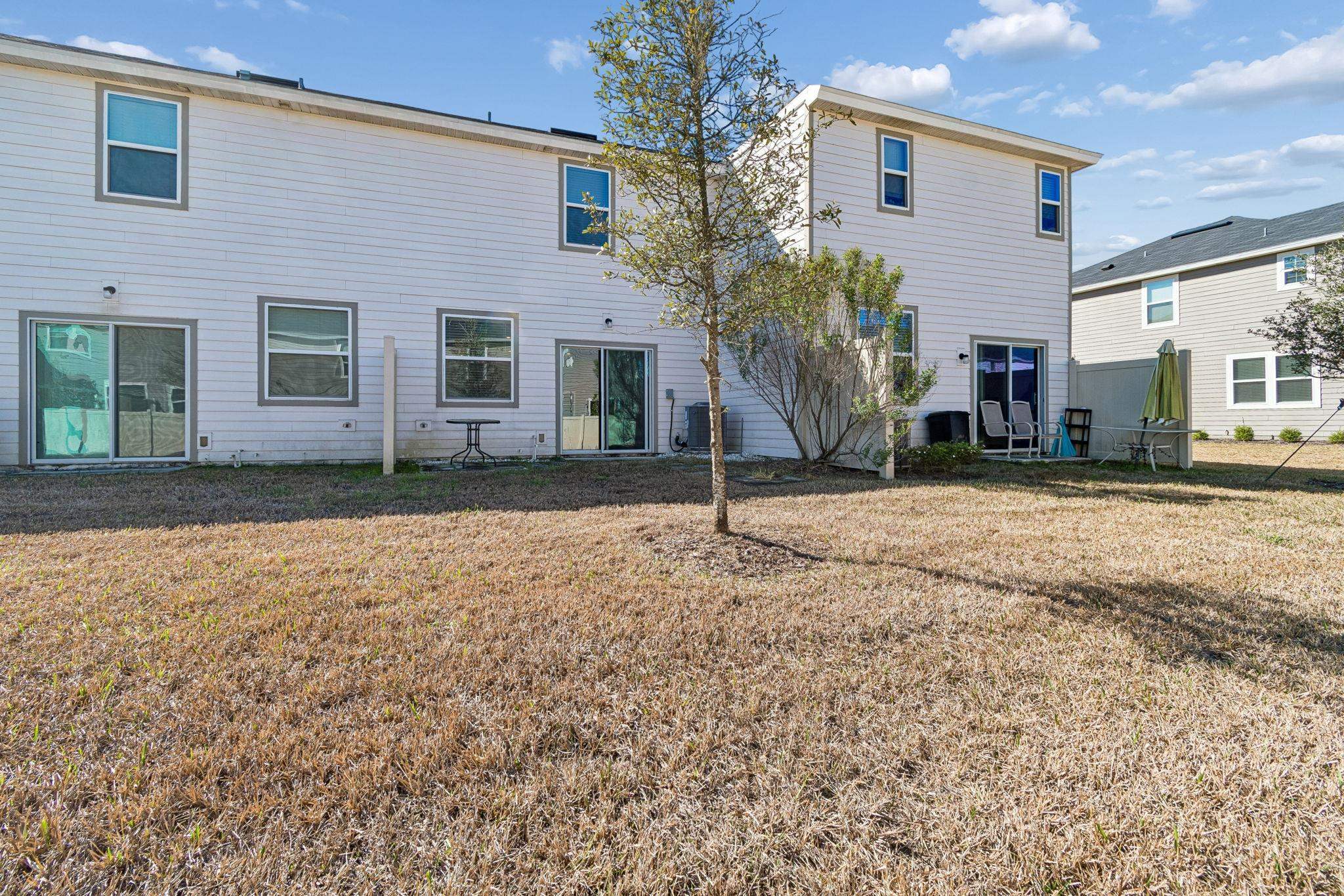 Image 37 of 41 For 156 Great Star Court