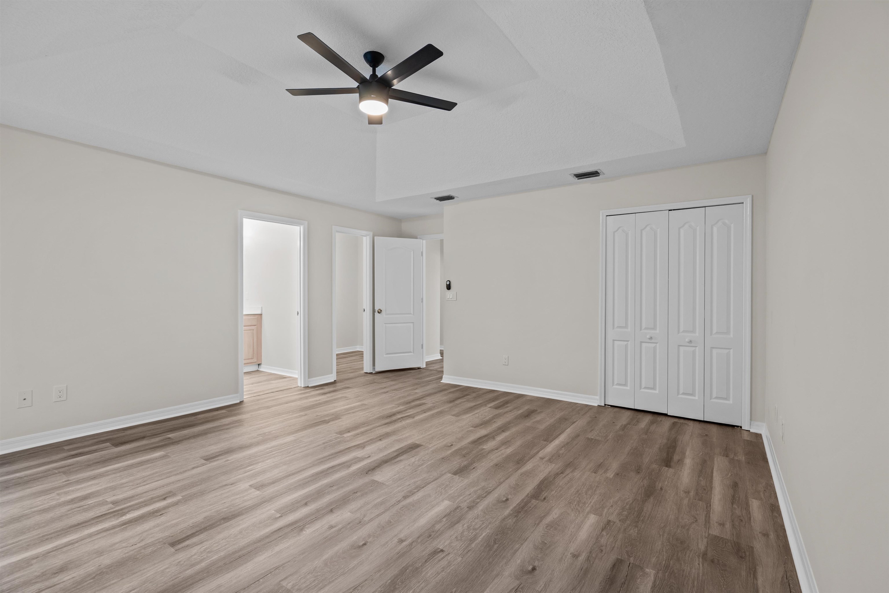 Image 29 of 31 For 3508 Kings Rd S