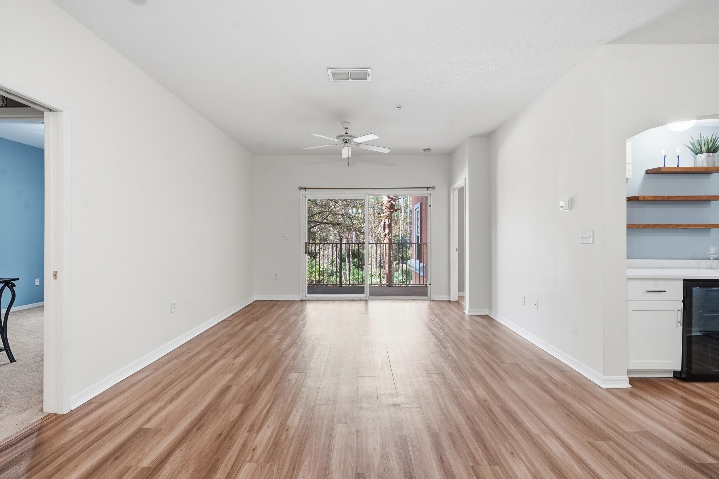 Image 16 of 50 For 520 Florida Club Blvd.  203