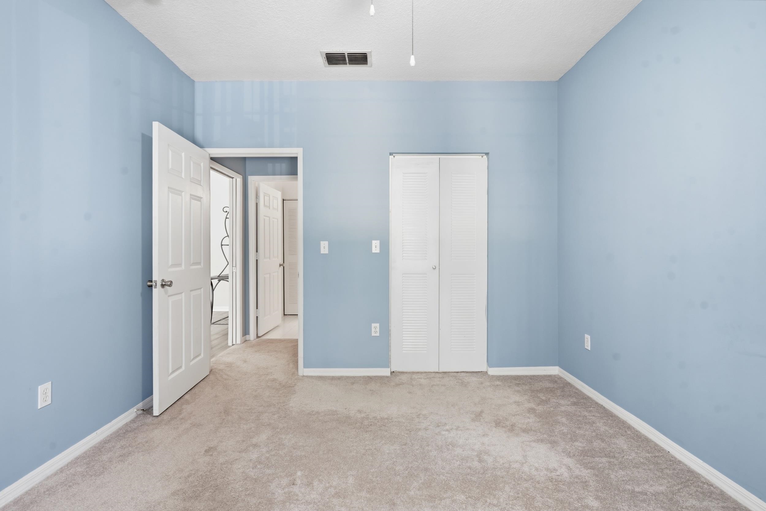 Image 24 of 50 For 520 Florida Club Blvd.  203