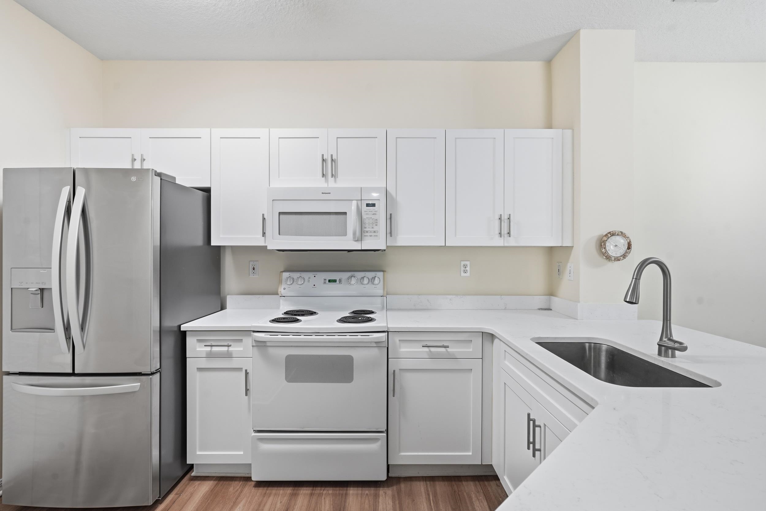 Image 3 of 50 For 520 Florida Club Blvd.  203