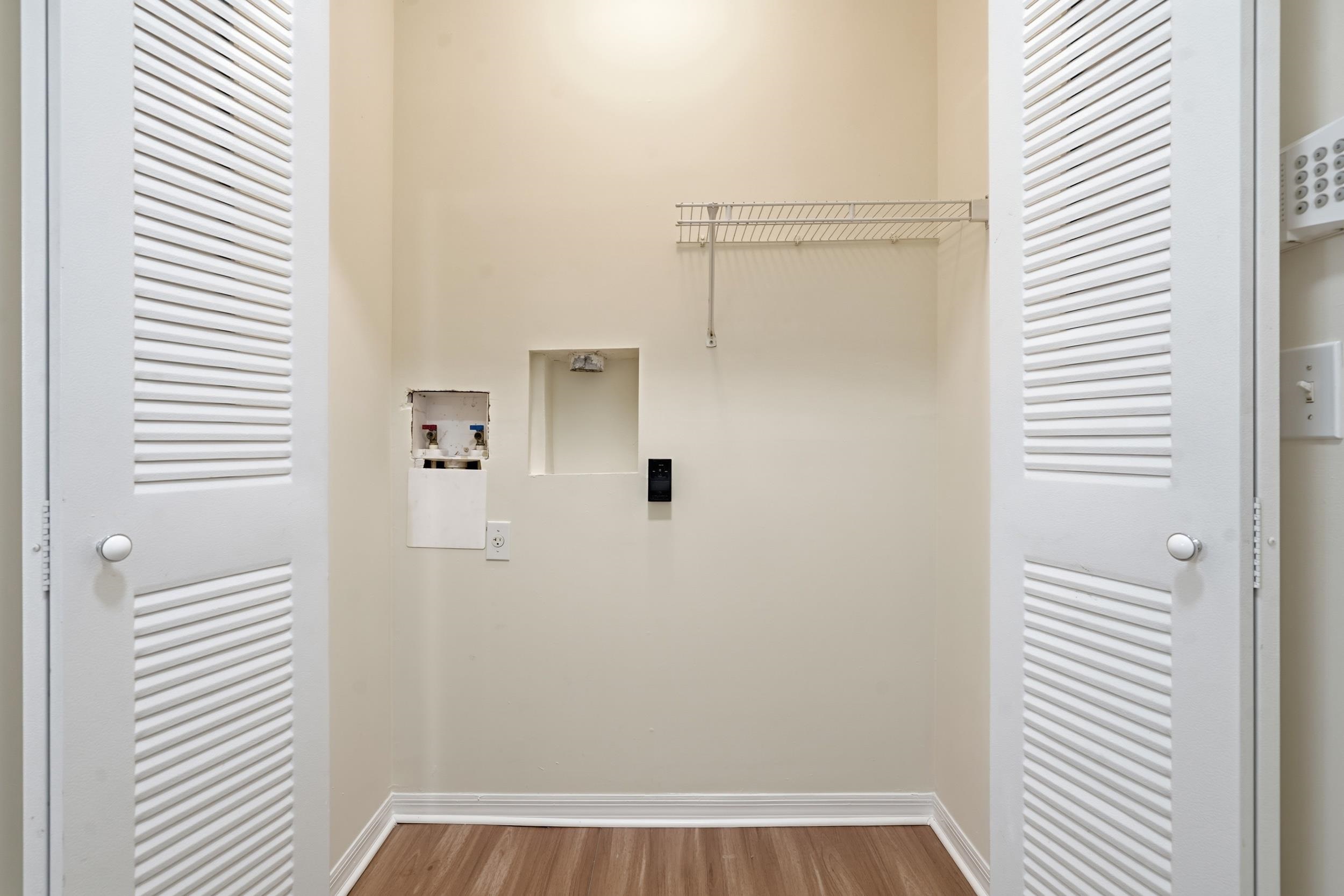 Image 7 of 50 For 520 Florida Club Blvd.  203