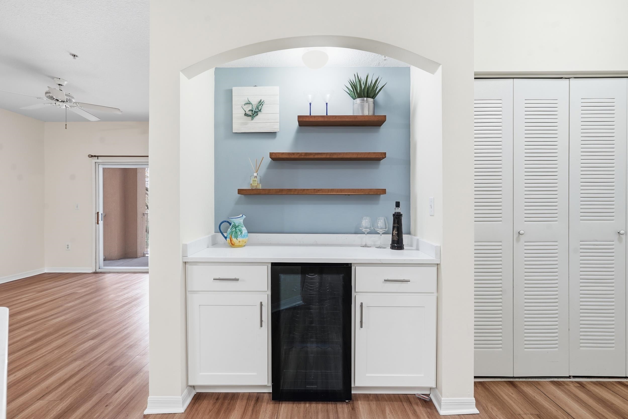 Image 8 of 50 For 520 Florida Club Blvd.  203