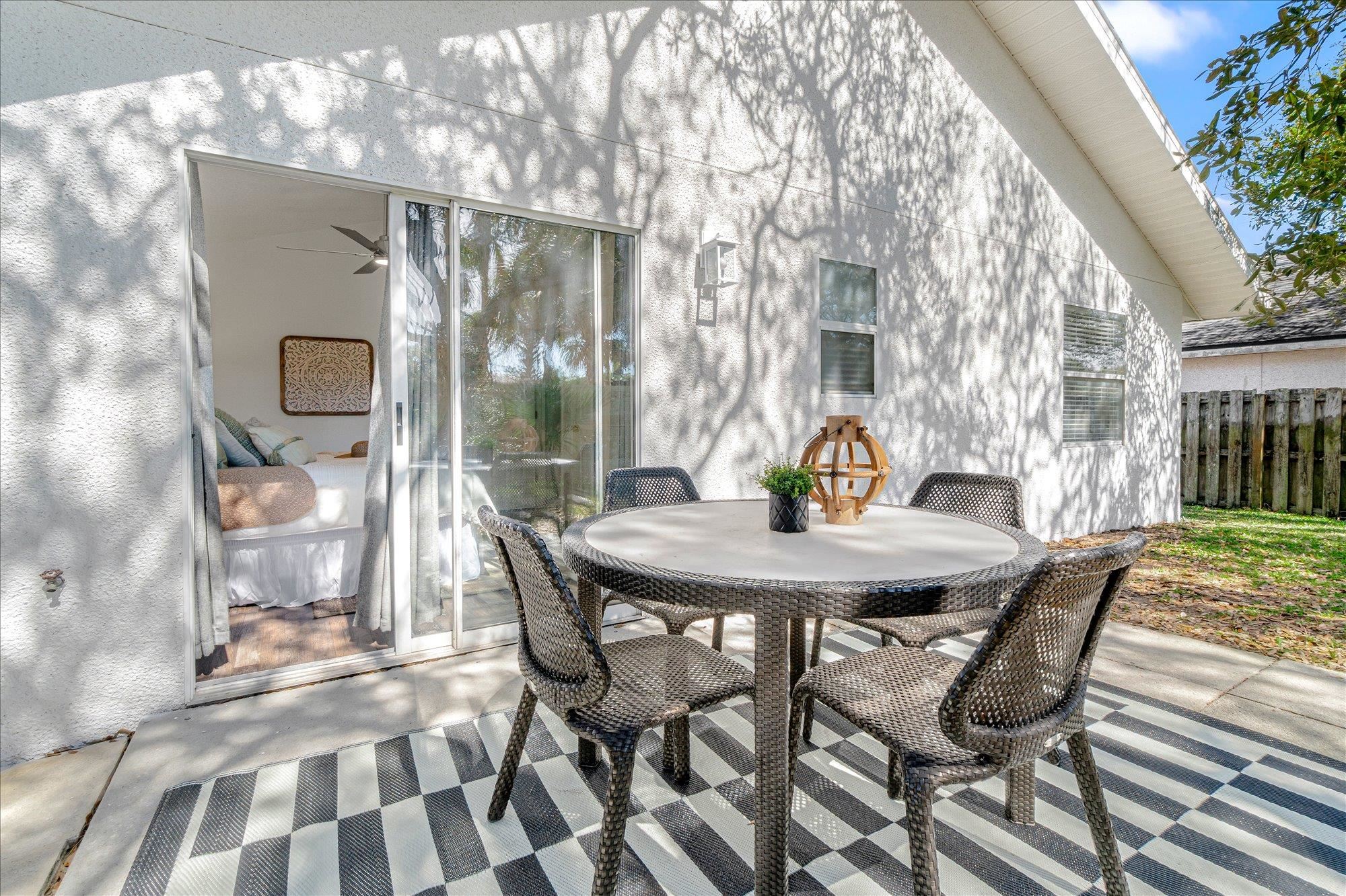 Image 26 of 42 For 209 C Street